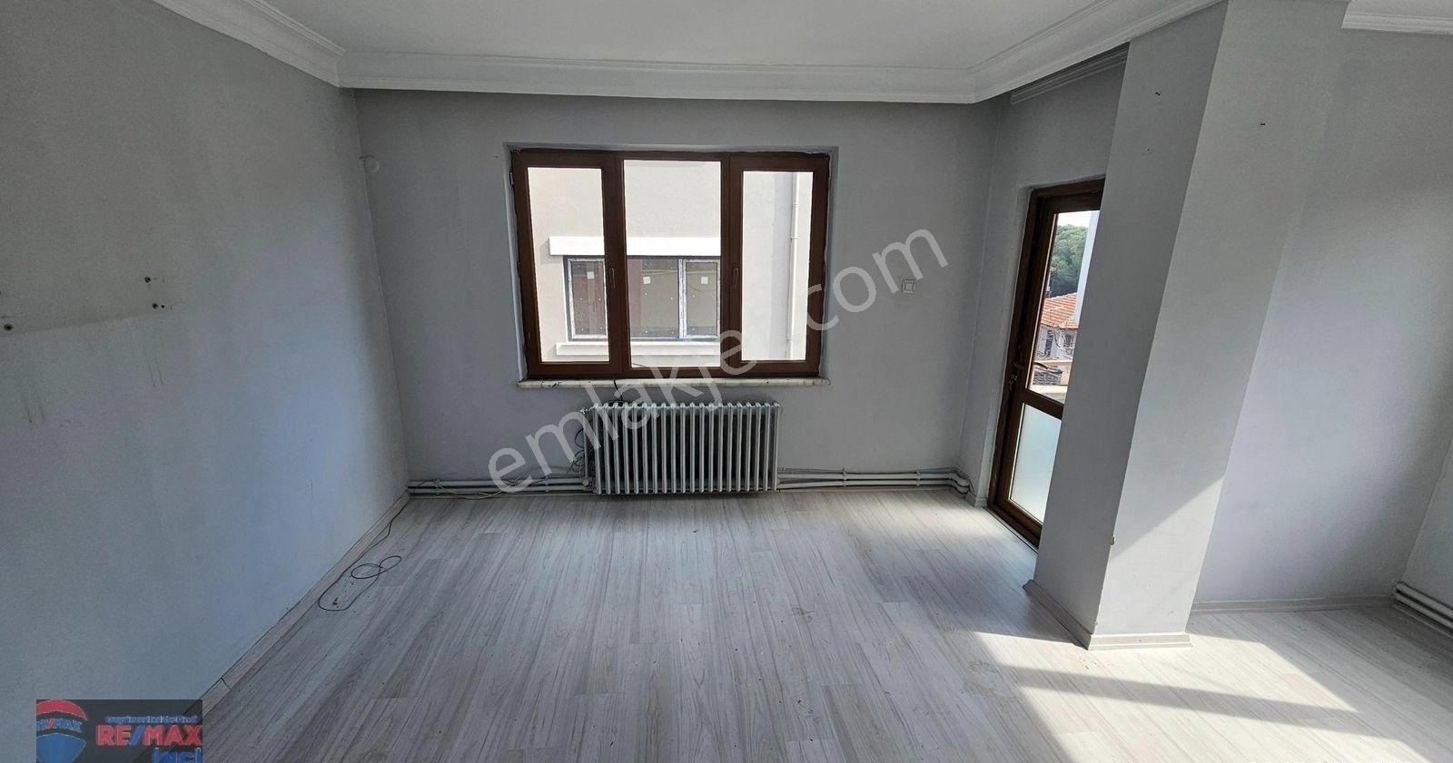 Re/max İnci'den Hasan Basri Çantay'da Kiralık 3+1 Ara Kat Daire - Görsel 43