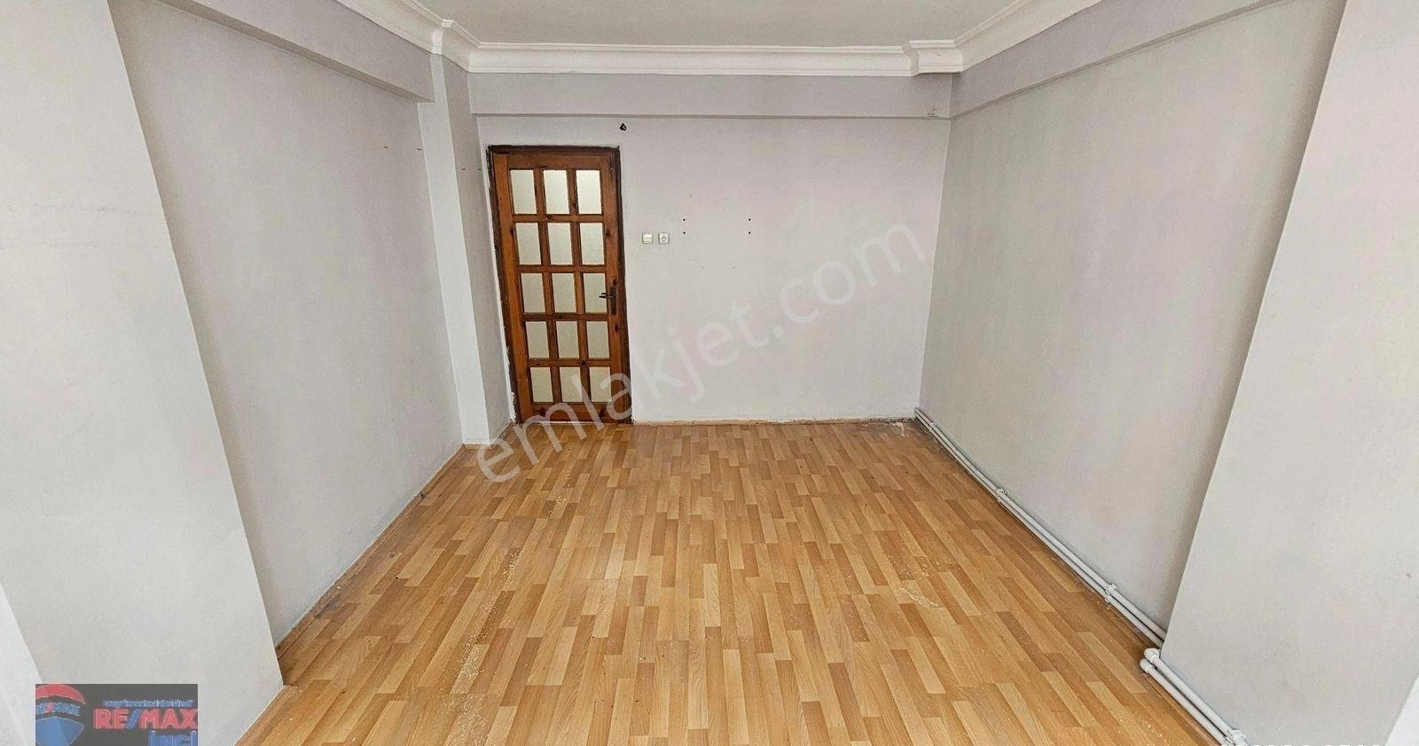 Re/max İnci'den Hasan Basri Çantay'da Kiralık 3+1 Ara Kat Daire - Görsel 40
