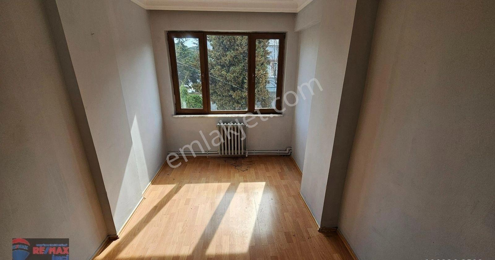 Re/max İnci'den Hasan Basri Çantay'da Kiralık 3+1 Ara Kat Daire - Görsel 35