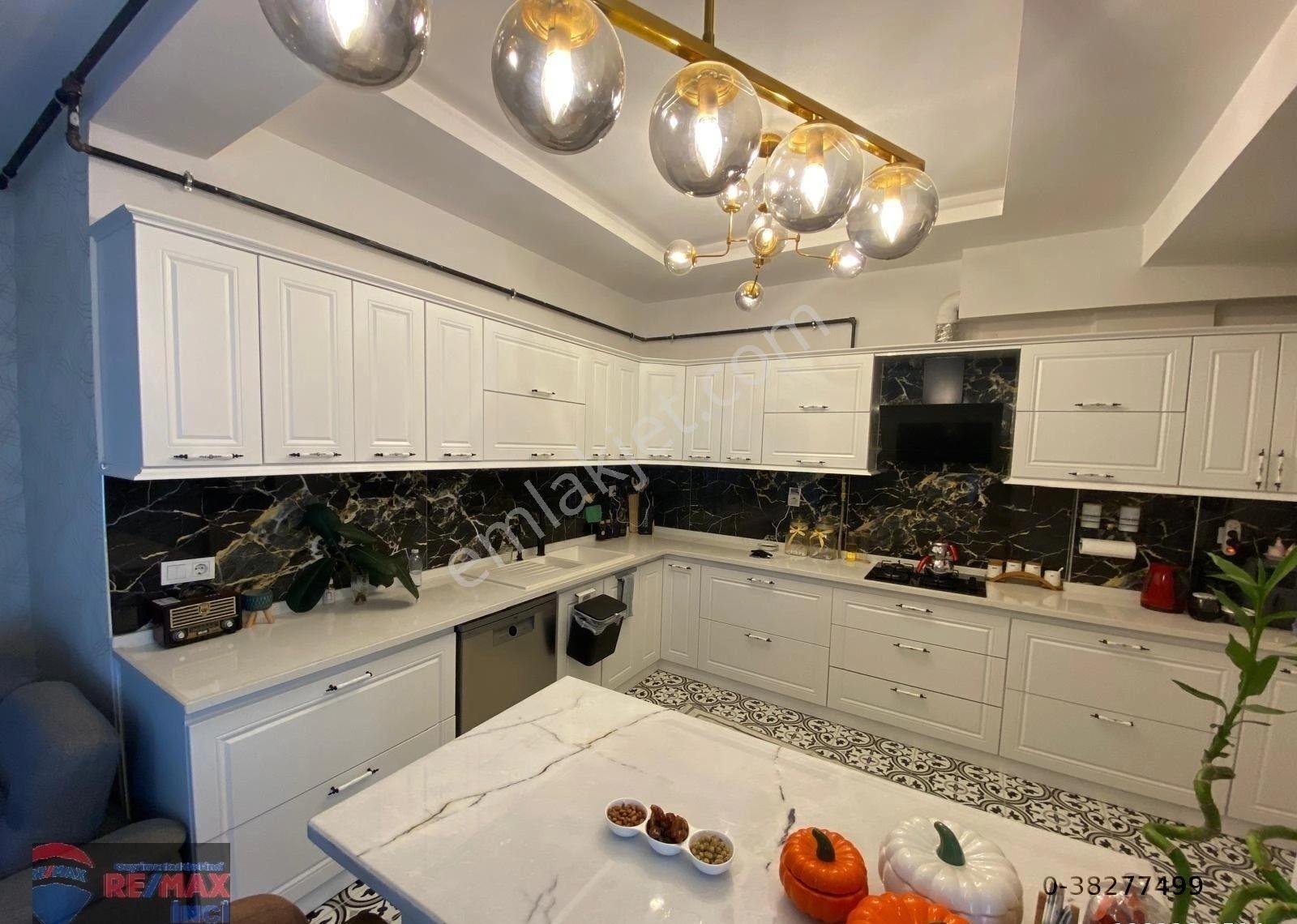 Re/max İnci'den Beyoğlu Caddesinde Satılık 4+1 Dubleks Daire - Görsel 33