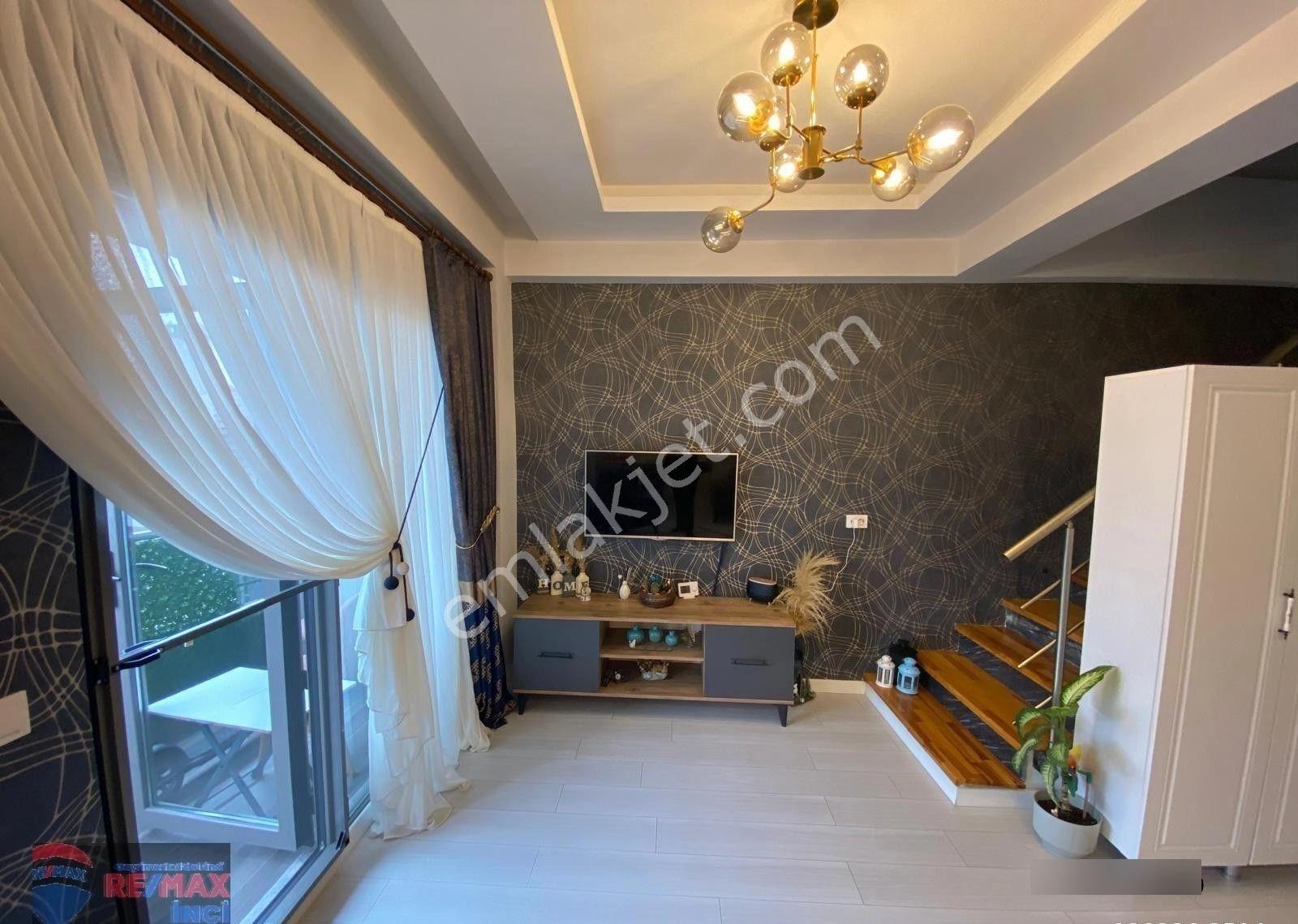 Re/max İnci'den Beyoğlu Caddesinde Satılık 4+1 Dubleks Daire - Görsel 21