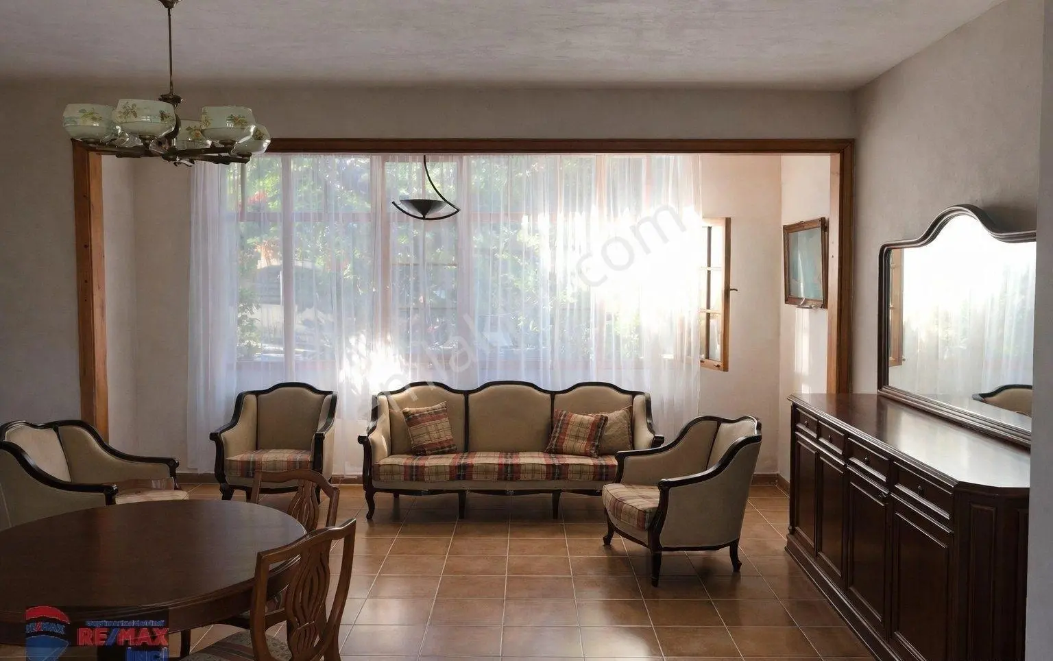 Re/max İnci'den Marmara Adası Çınarlı Mah. Satılık Müstakil Ev Ve Bahçesi - Görsel 5