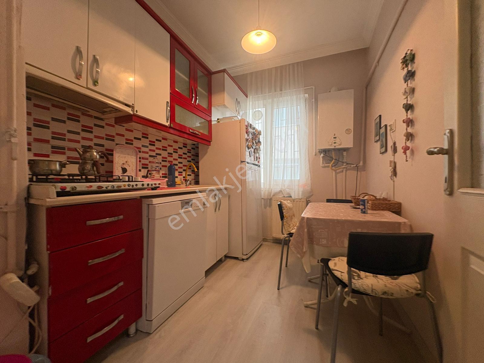 Göral Dan Dikmen Cad. Yanı Polis Evi Yakını 3+1 Yüksek Giriş - Görsel 8