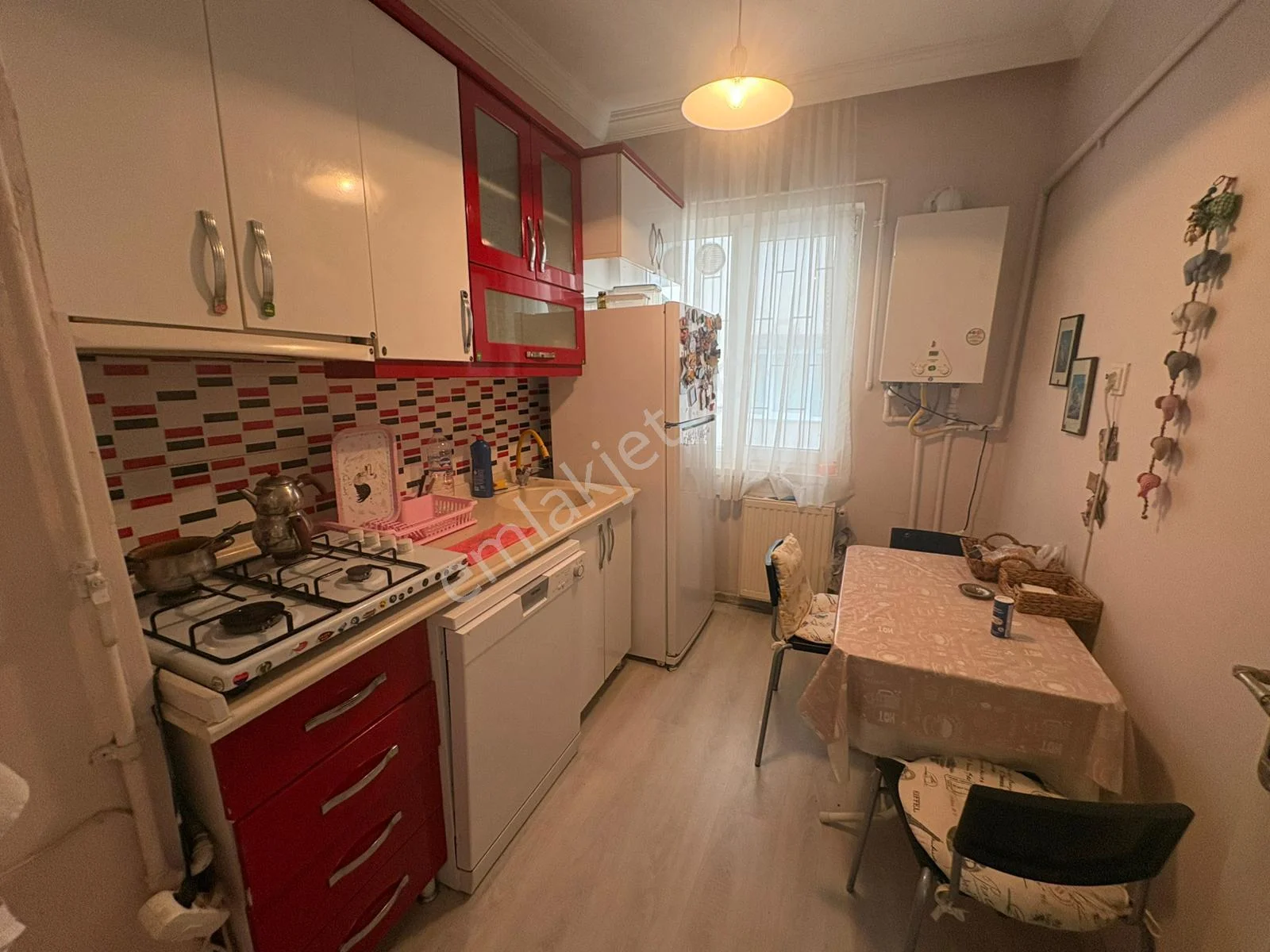 Göral Dan Dikmen Cad. Yanı Polis Evi Yakını 3+1 Yüksek Giriş - Görsel 2