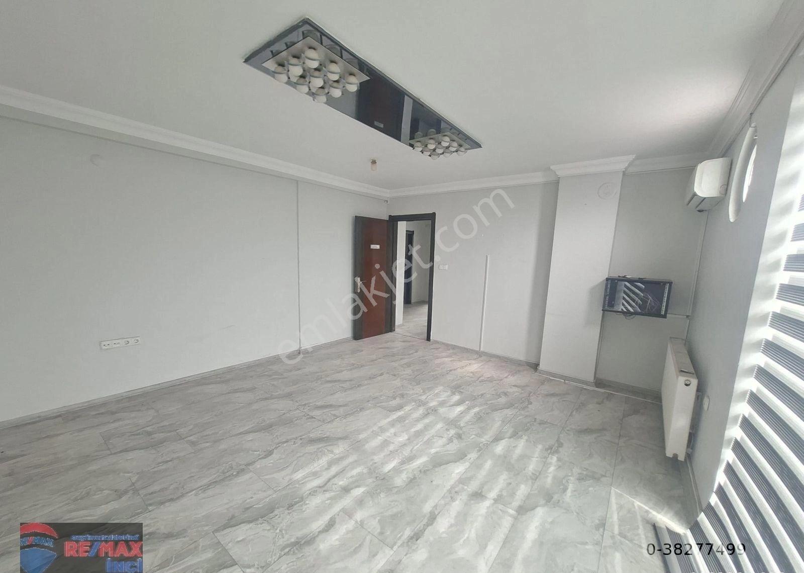 Re/max İnci'den Plevne Mh. Adelet İşhanı Kiralık Ofis&büro - Görsel 24