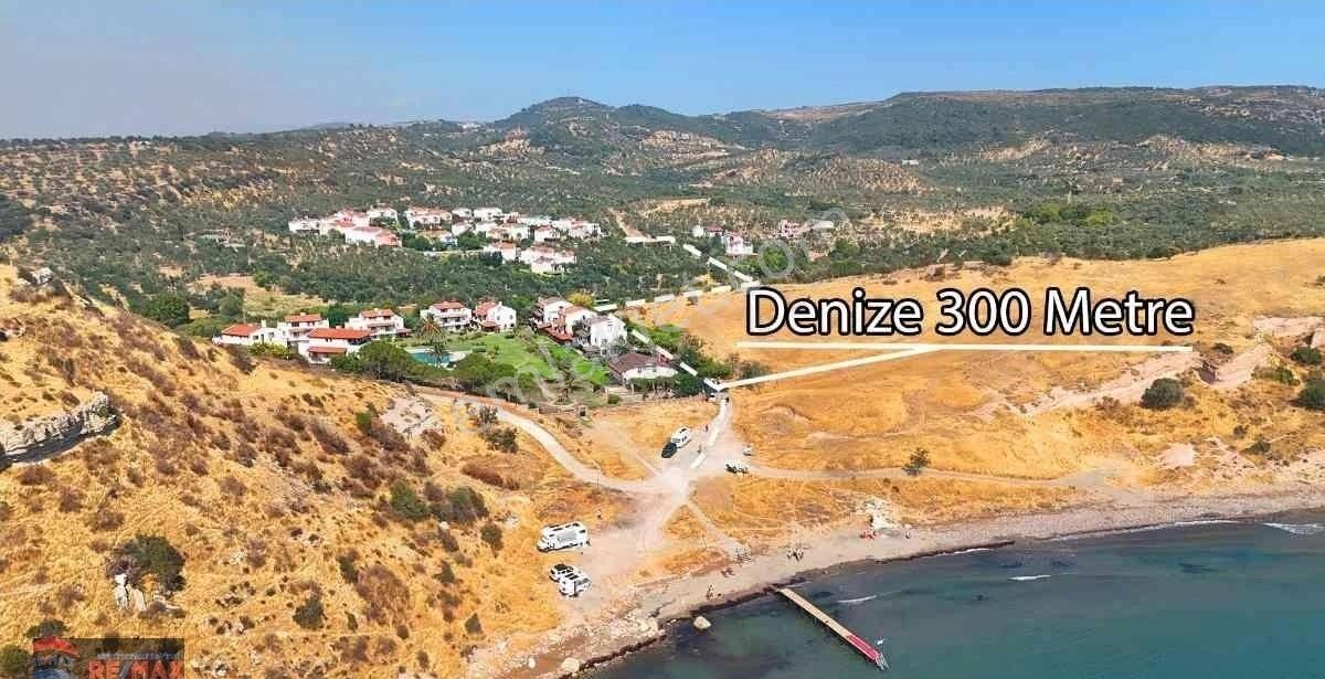 Re/max İnci'den Babakale'de Havuzlu Tripleks Eşyalı Satılık Villa - Görsel 10