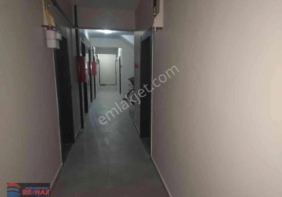 Re/max İnci'den Bandırma Cadde Port'ta Kıralık 1+1 Daire - Görsel 26