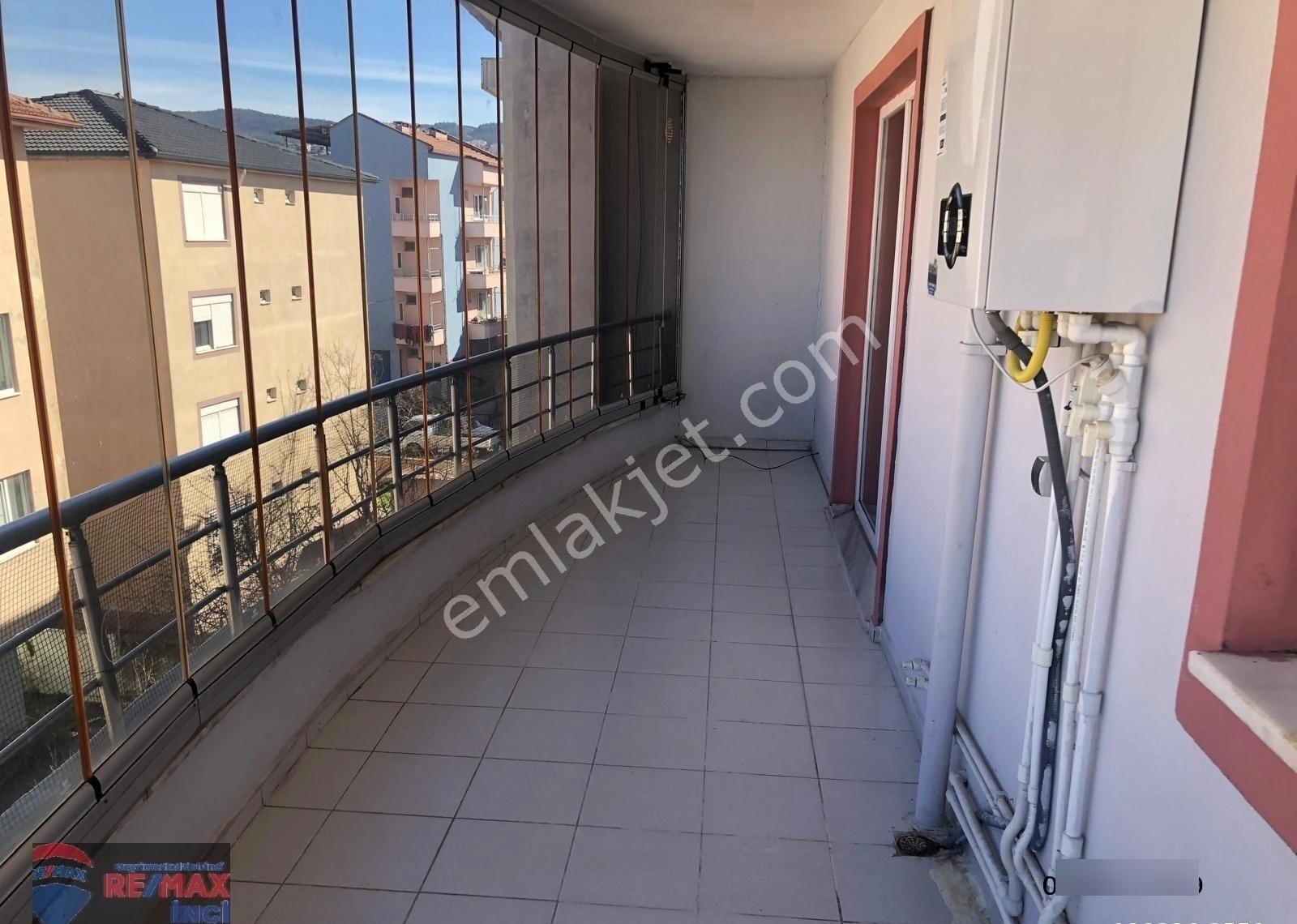 Re/max İnci'den Bigadiç Kordon Boyunda Satılık Çatı Dubleks - Görsel 12