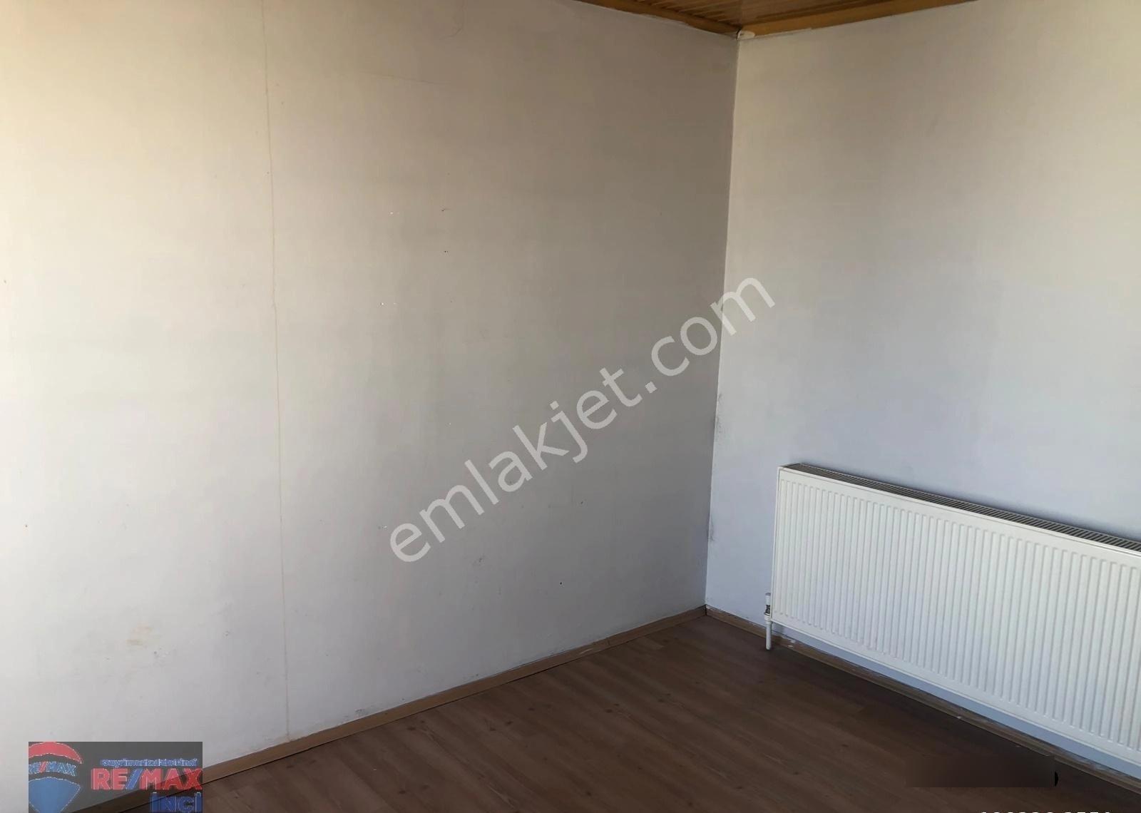 Re/max İnci'den Bigadiç Kordon Boyunda Satılık Çatı Dubleks - Görsel 4