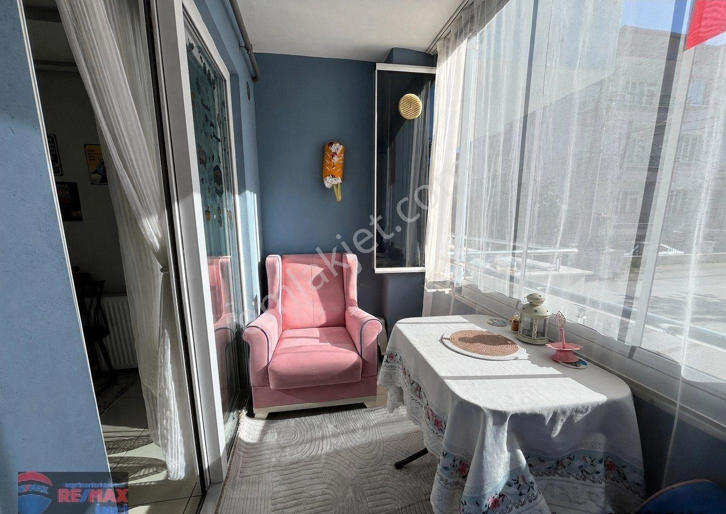 Re/max İnci'den İzmir Yolu Yakını 3+1 Satılık Daire - Görsel 9