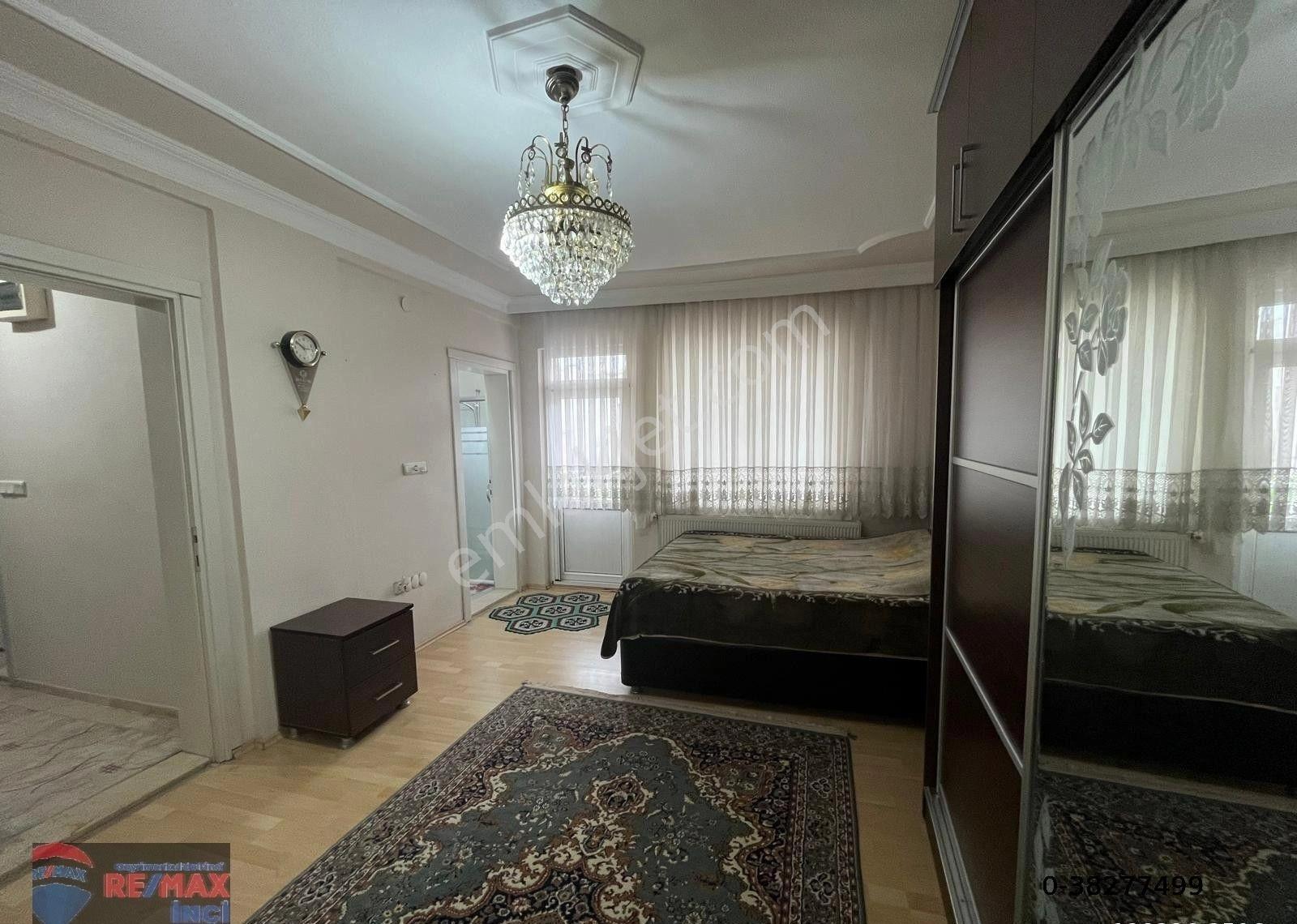 Re/max İnci'den Plevne Mah. Satılık Tripleks Bahçeli Villa - Görsel 15