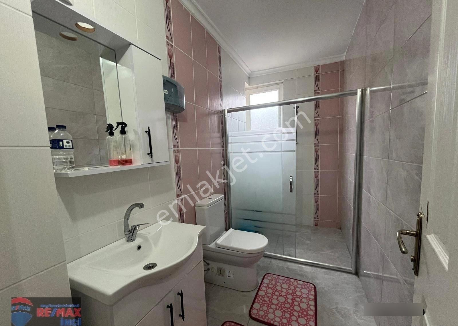 Re/max İnci'den Plevne Mah. Kiralık Tripleks Bahçeli Villa - Görsel 7