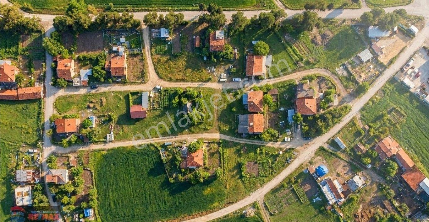 Re/max İnci'den Hasan Basri Çantay Mah. Satılık Tarla - Görsel 11
