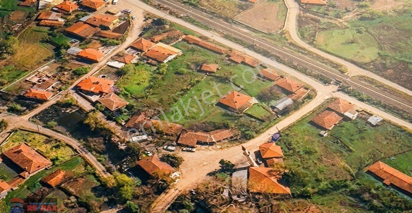 Re/max İnci'den Savaştepe Soğucak'ta Satılık Konut İmarlı Arsa - Görsel 17