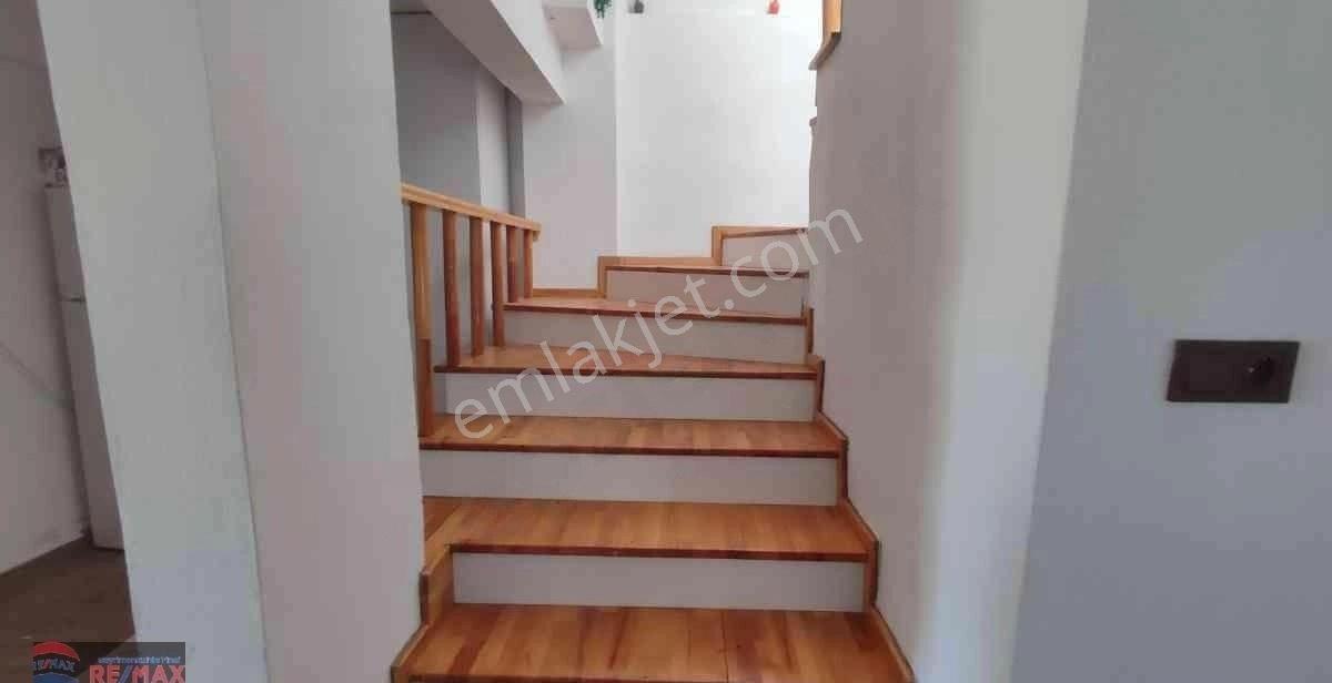 Re/max İnci'den Babakale'de Satılık Deniz Manzaralı Tripleks Villa - Görsel 34