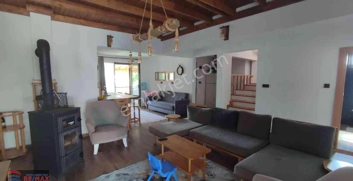 Re/max İnci'den Babakale'de Satılık Deniz Manzaralı Tripleks Villa - Görsel 18