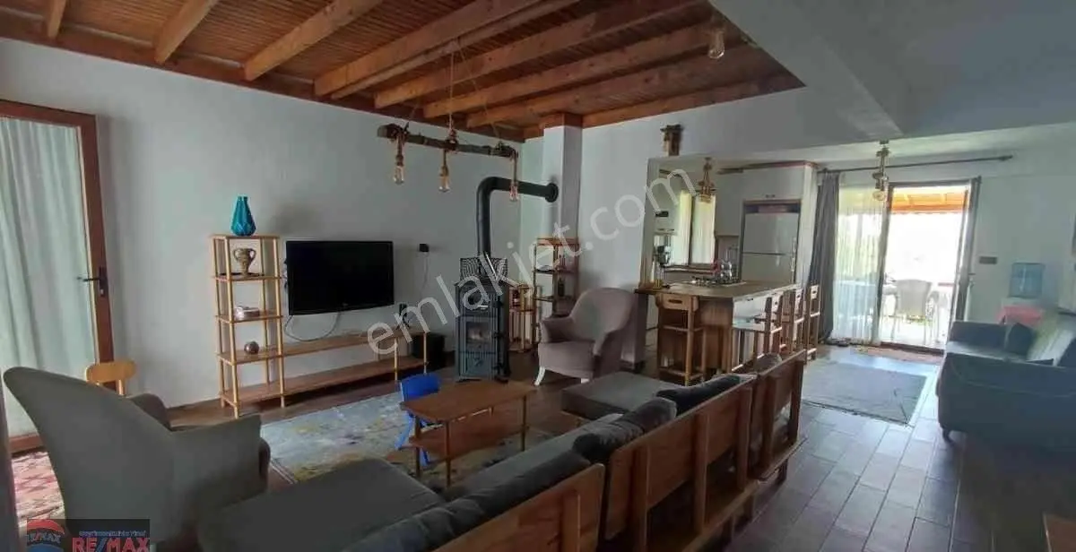 Re/max İnci'den Babakale'de Satılık Deniz Manzaralı Tripleks Villa - Görsel 4