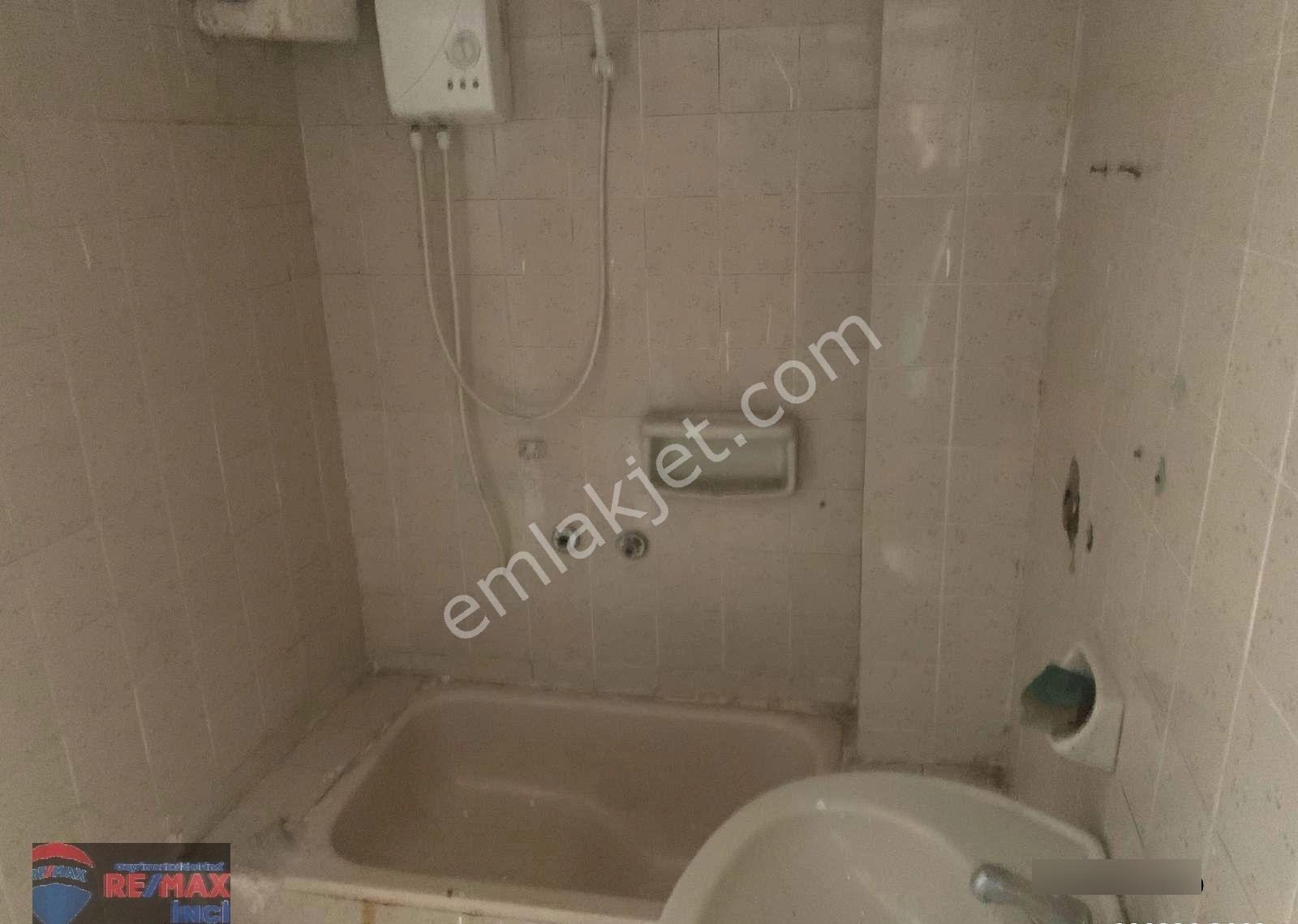 Re/max İnci'den Hasan Bari Çantay Mah. Satılık 2+1 Daire - Görsel 21