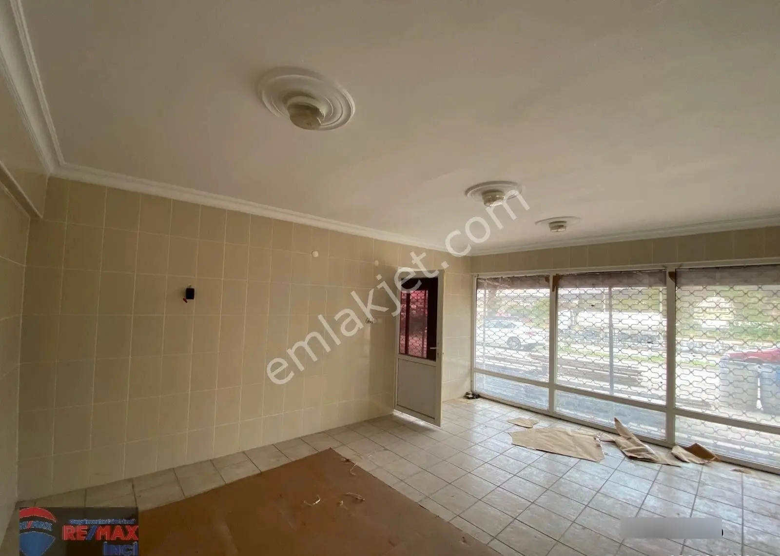 Remax İnci'den Susurluk Kışla'da Kiralık Dükkan - Görsel 20