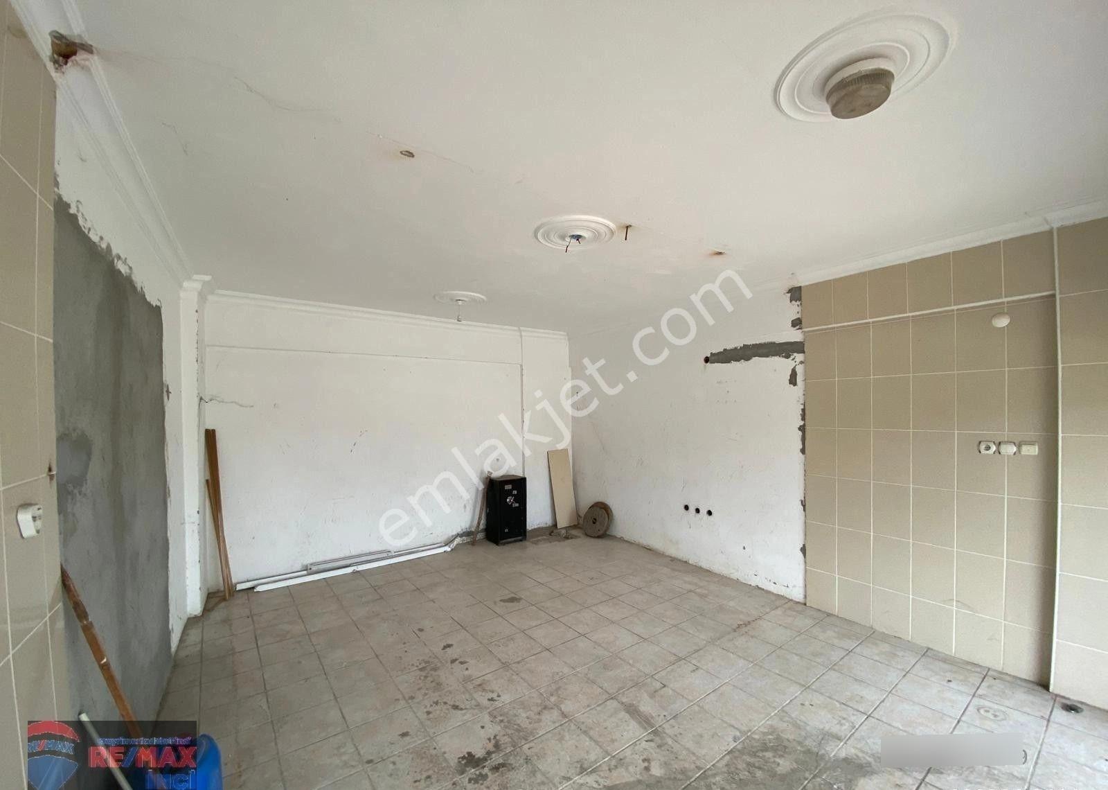 Remax İnci'den Susurluk Kışla'da Kiralık Dükkan - Görsel 14