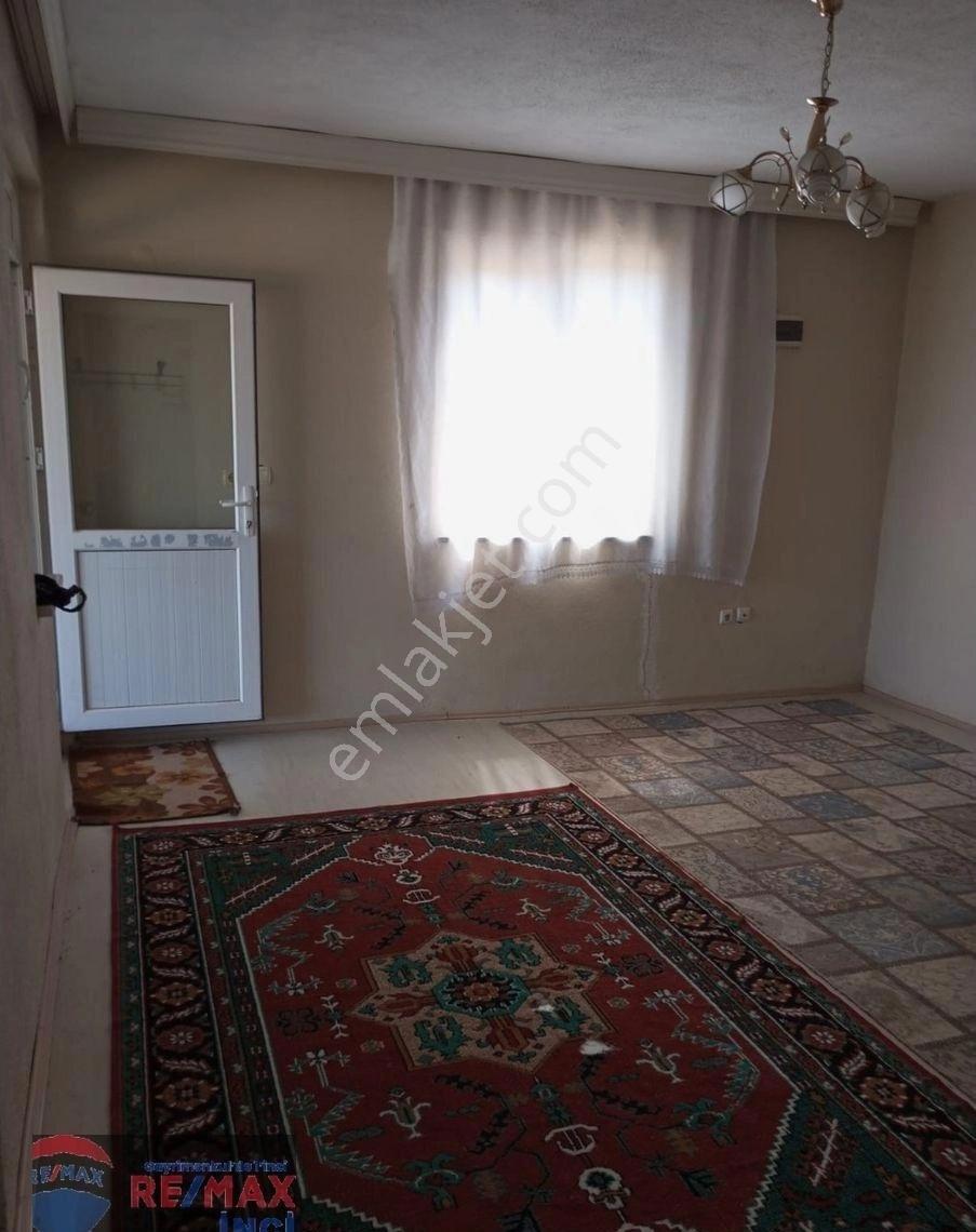 Re/max İnci'den Bigadiç Çekirdeklide Satılık Hayvan Çiftiliği Evi - Görsel 13