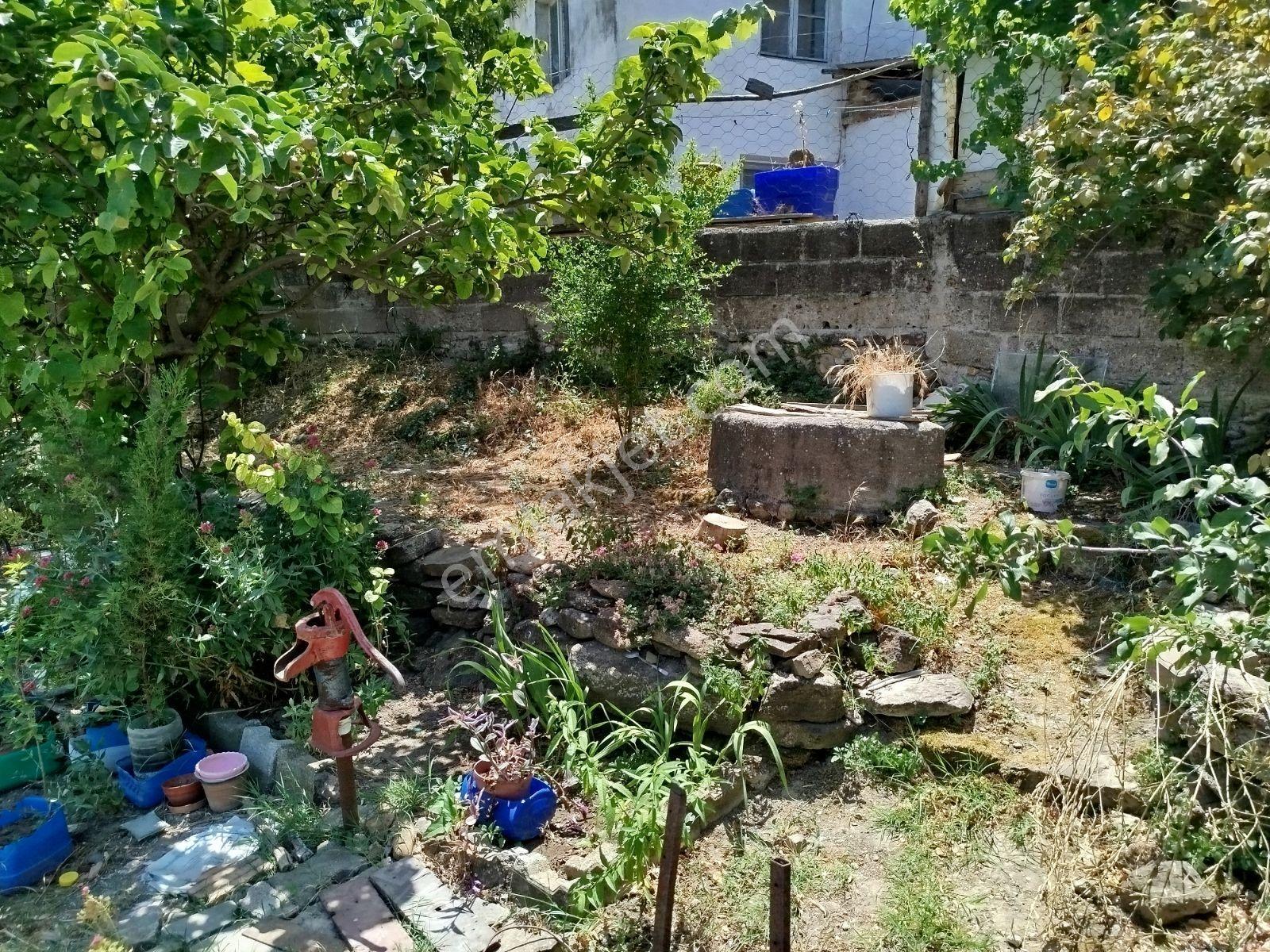 Şehrin İçinde Son Müstakil Kalan Arsalardan Biri - Görsel 7