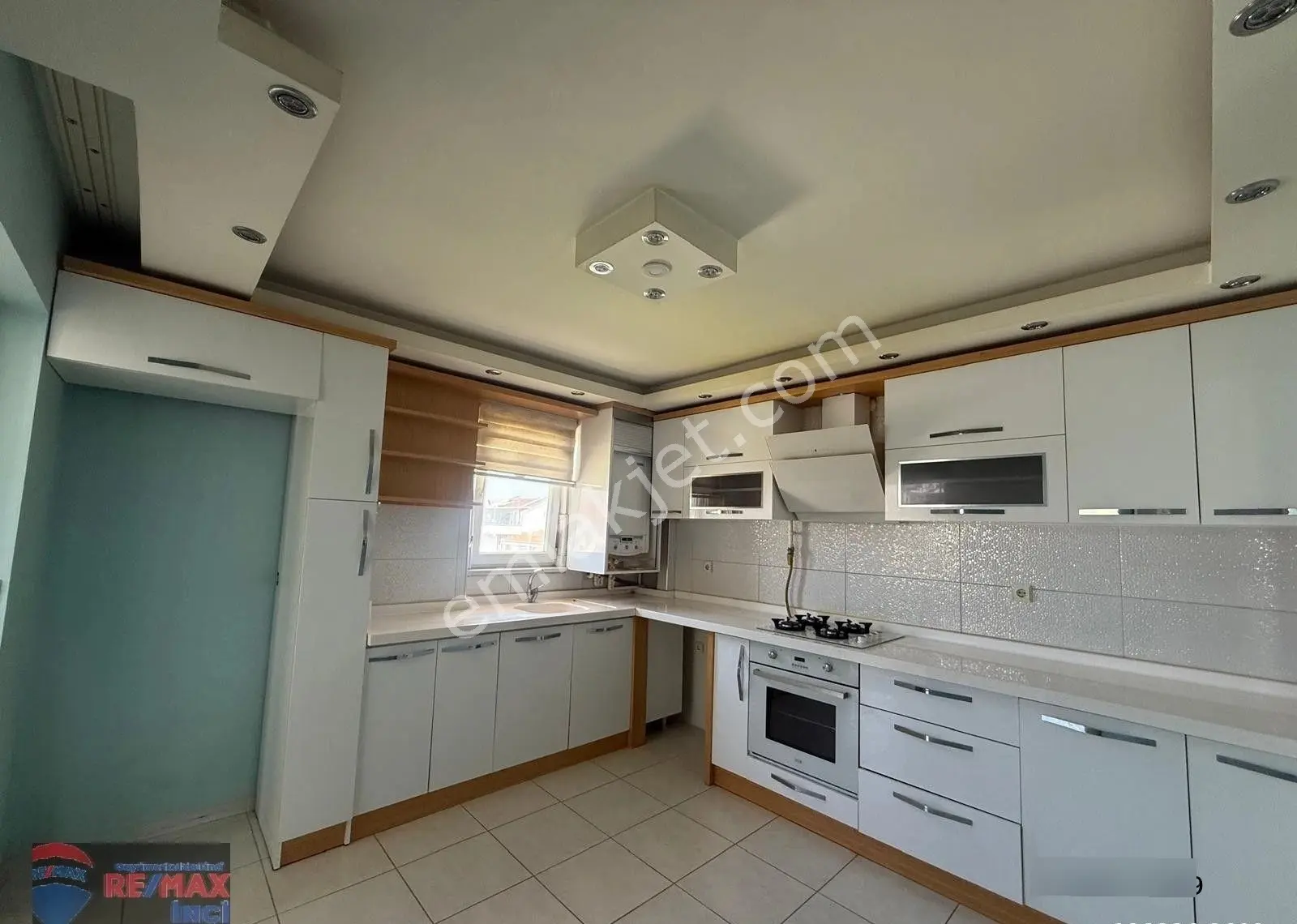 Re/max İnci'den Karesi Toygar Mah. Satılık Geniş 4+1 Teraslı Dubleks Daire