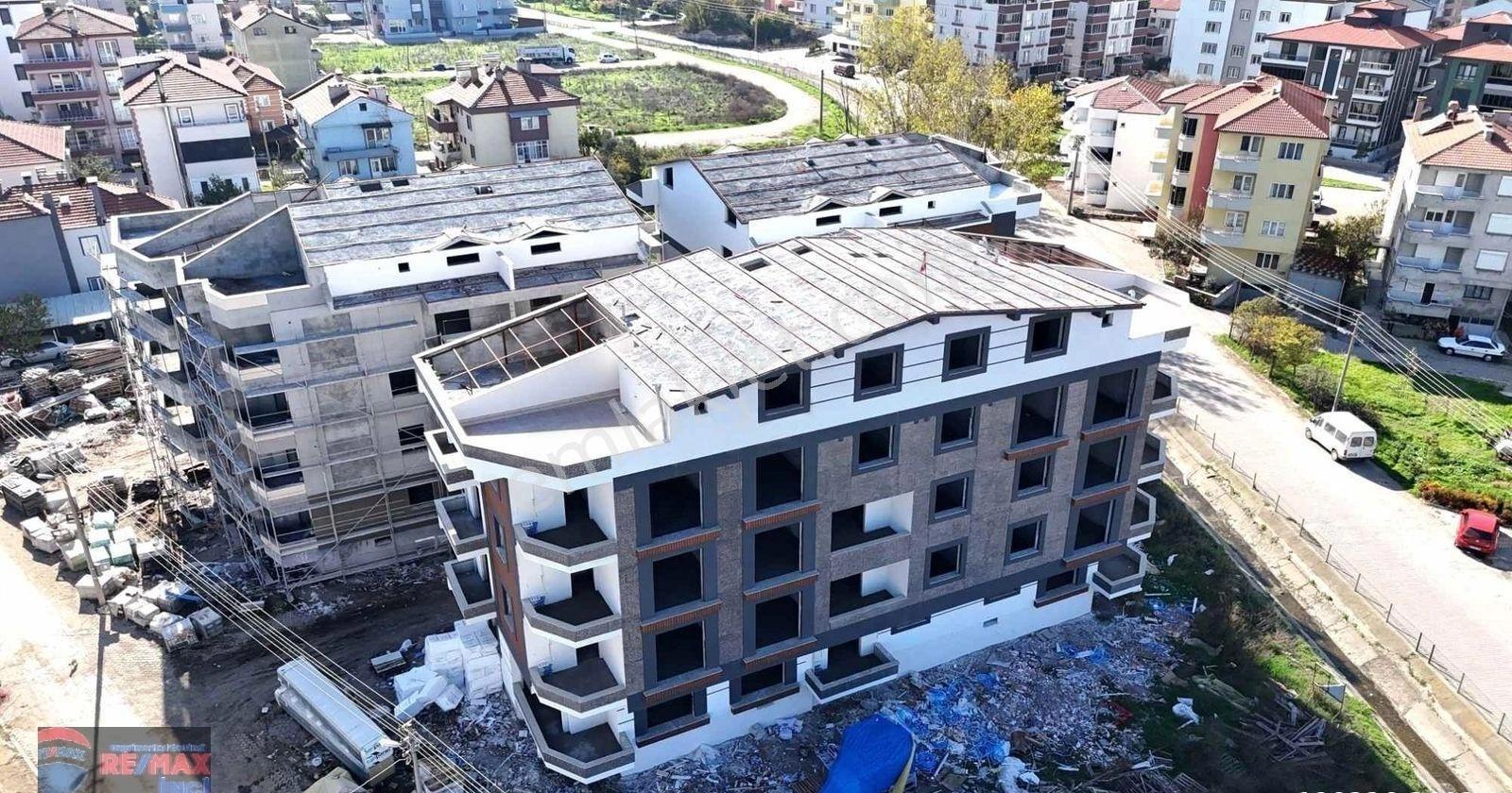 Re/max İnci'den Bigadiç Çavuş Mah. Satılık 2+1 Daire