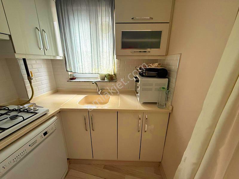 Re/max İnci'den Hacıilbey Mah. Satılık Eşyalı 1+1 Daire - Görsel 6
