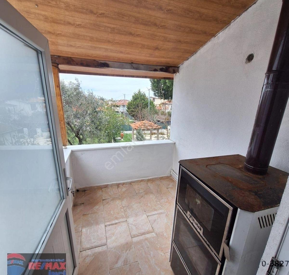 Re/max İnci'den Avşa Adasında Denize Yakın Satılık Eşyalı 2+1 Daire - Görsel 4