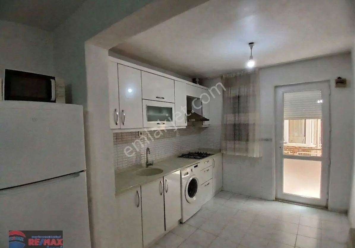 Re/max İnci'den Edremit Güre'de Satılık Bahçeli Villa - Görsel 4