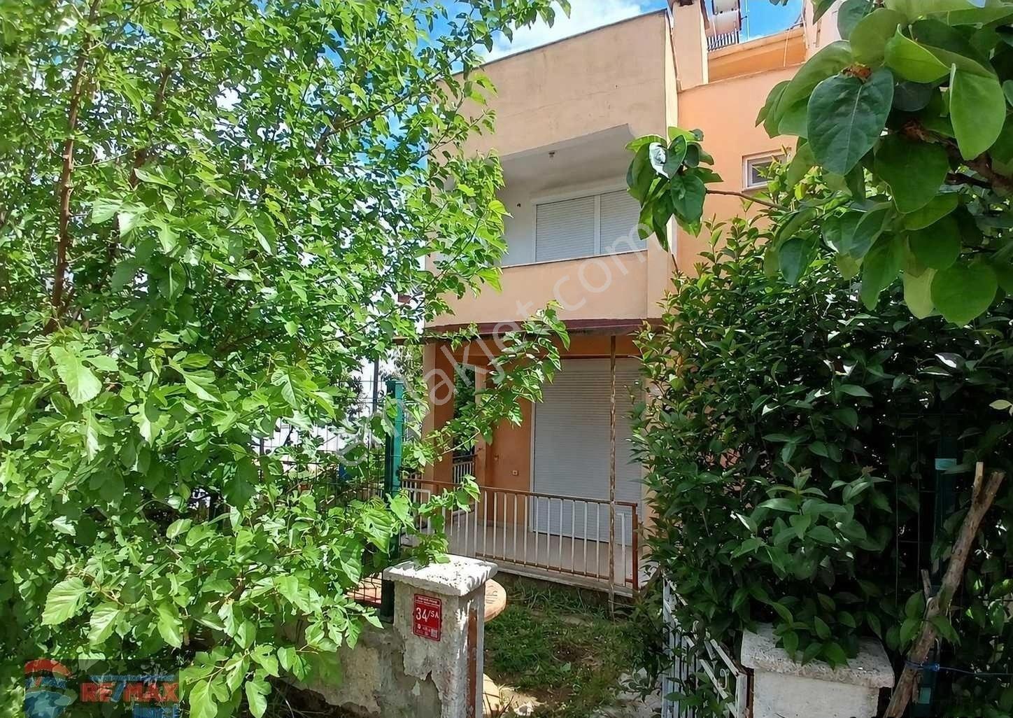 Re/max İnci'den Edremit Güre'de Satılık Bahçeli Villa - Görsel 10