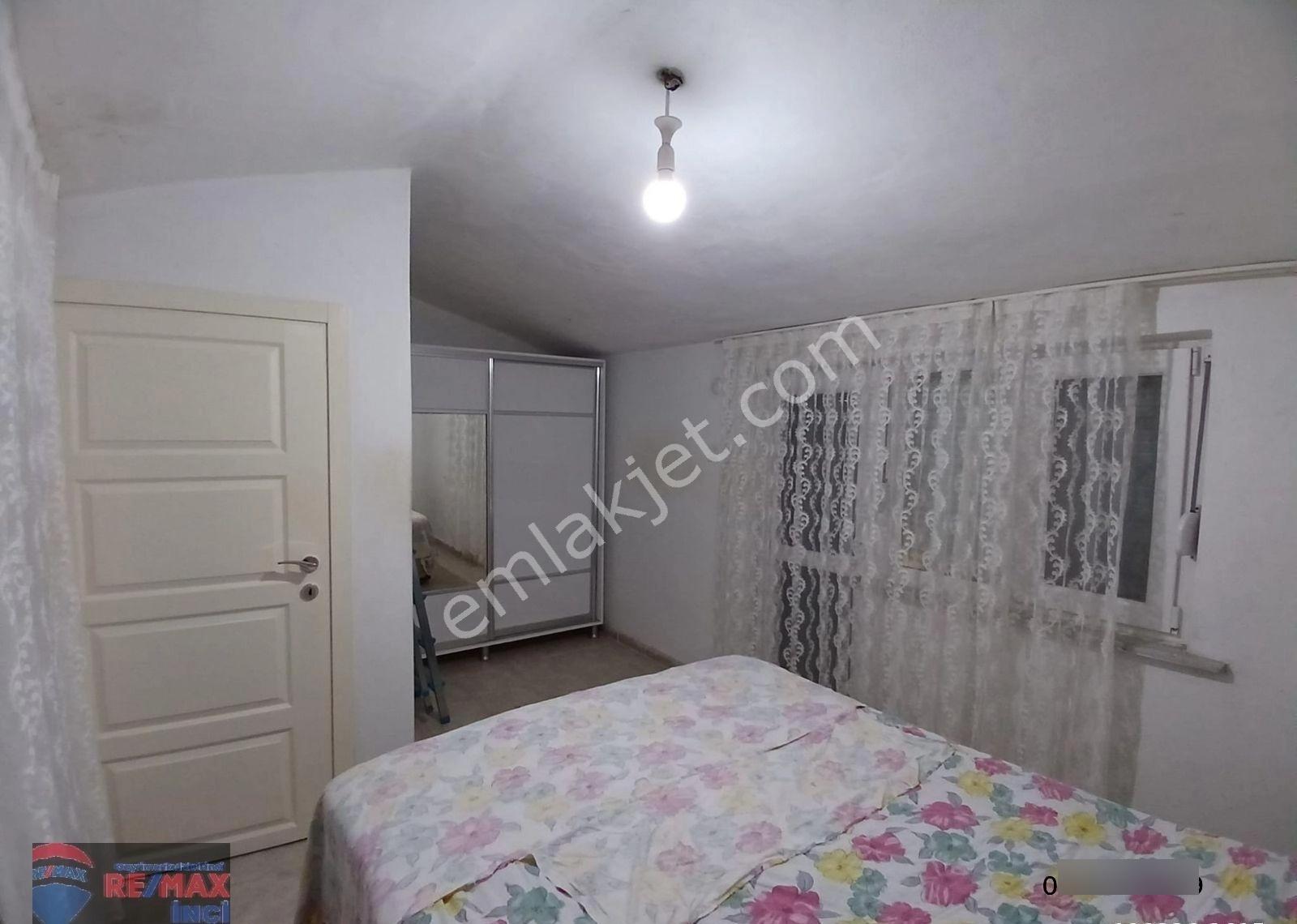 Re/max İnci'den Edremit Güre'de Satılık Bahçeli Villa - Görsel 7