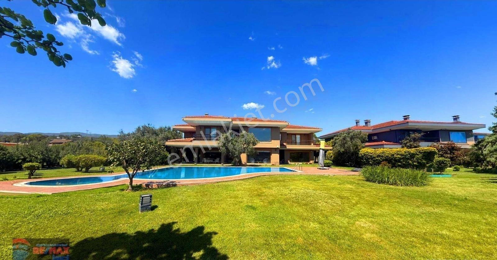 Remax İnci'den Erdek'de Müstakil Havuzlu Satılık 6+2 Villa - Görsel 9