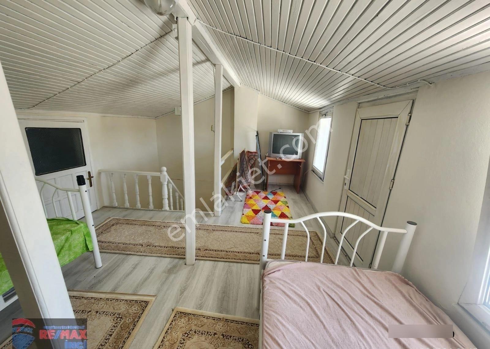 Re/max İnci'den Ayvalık Küçükköy Mah. Satılık Villa - Görsel 23