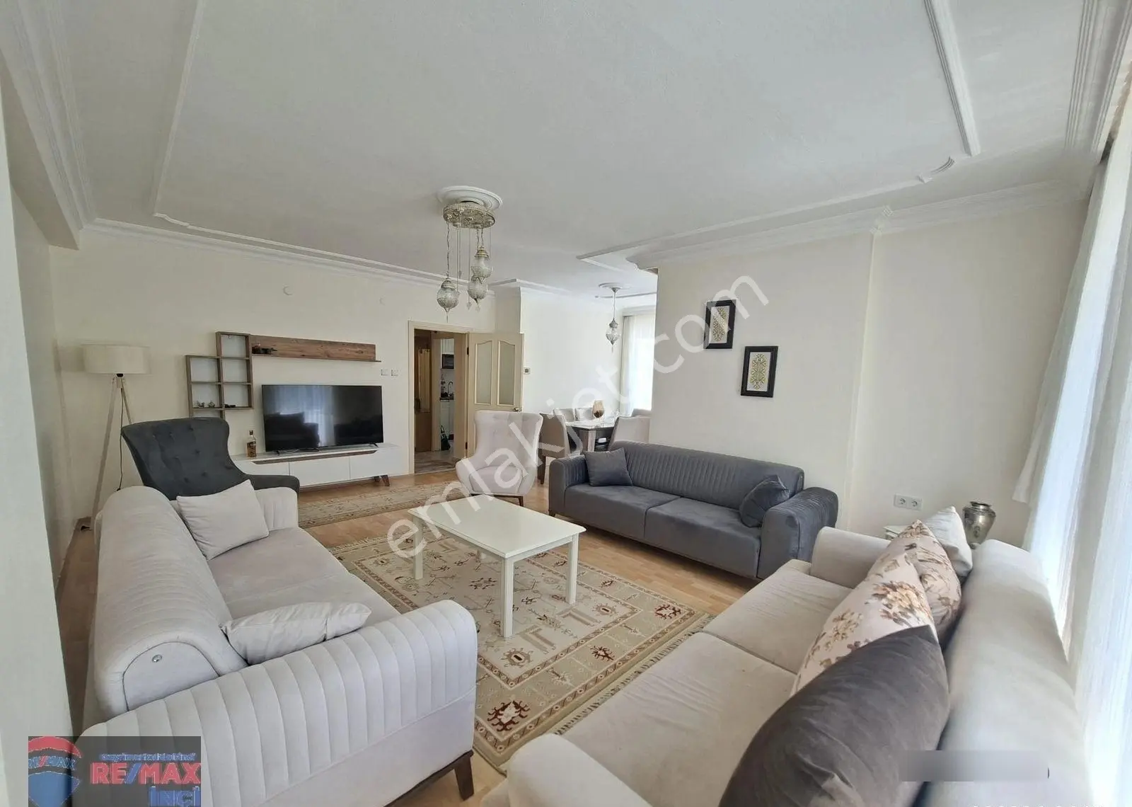 Re/max İnci'den Bahçelievler Mh. Demir Sitesinde Satılık 3+1 Dubleks Daire - Görsel 4