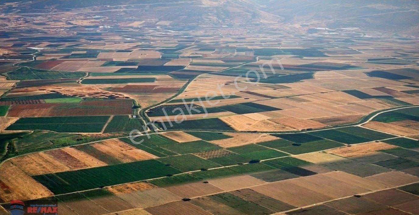 Re/max İnci'den Bigadiç Abacı Mah. Satılık 2.900 M2 Sulu Tarla - Görsel 4