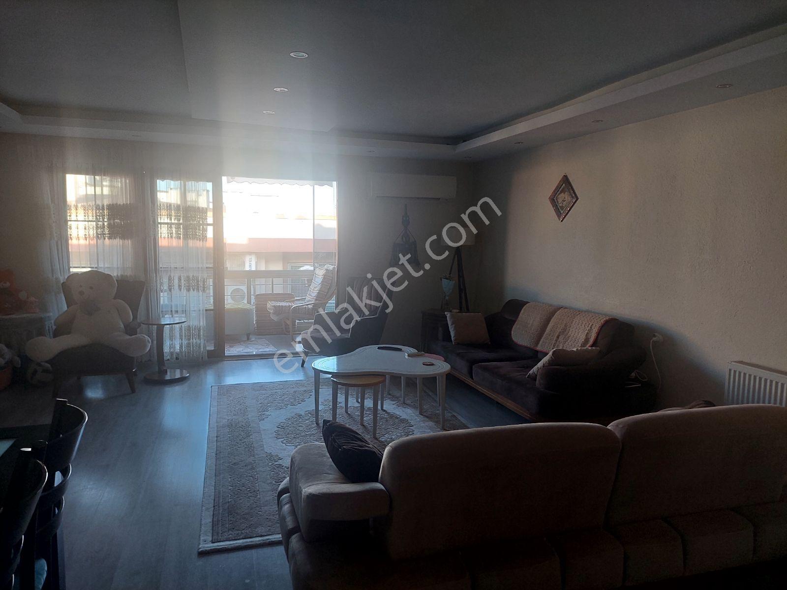Yeşil Mah.de 3+1 141 M2 Meydana Yakın Daire Satılıktır - Görsel 6