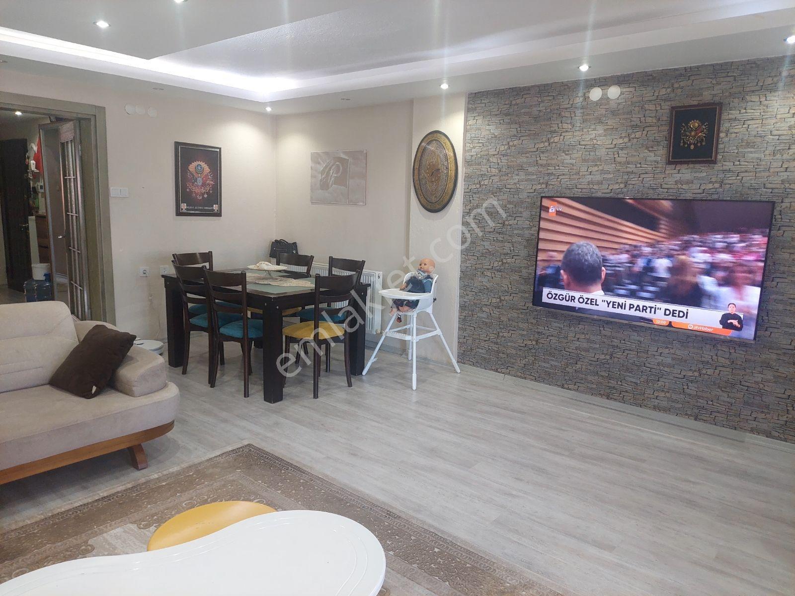 Yeşil Mah.de 3+1 141 M2 Meydana Yakın Daire Satılıktır - Görsel 11