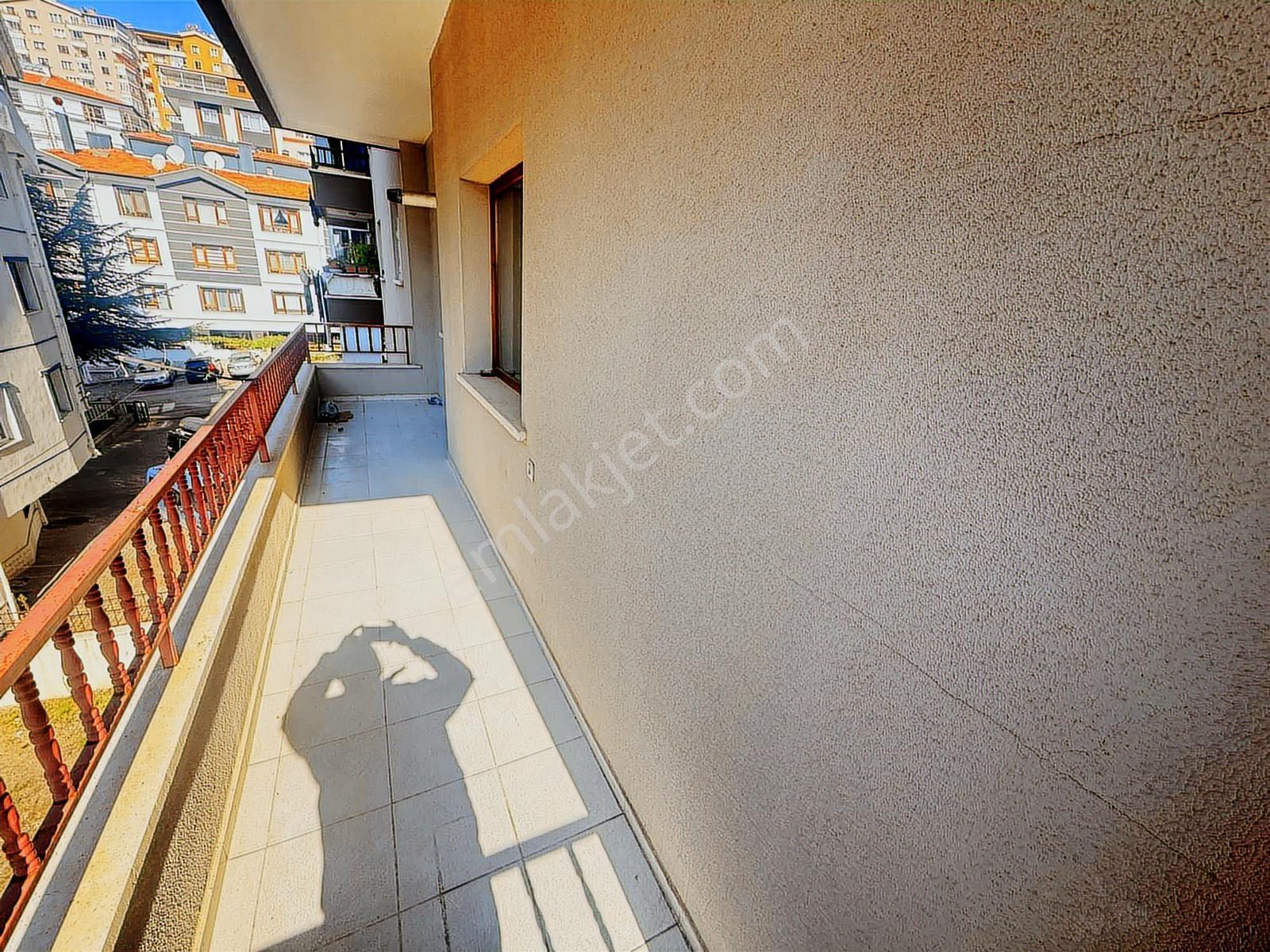 Uyanış Aşıkpaşa Cad Yakını Asansörlü Katta 3+1 Çift Balkon Daire - Görsel 13