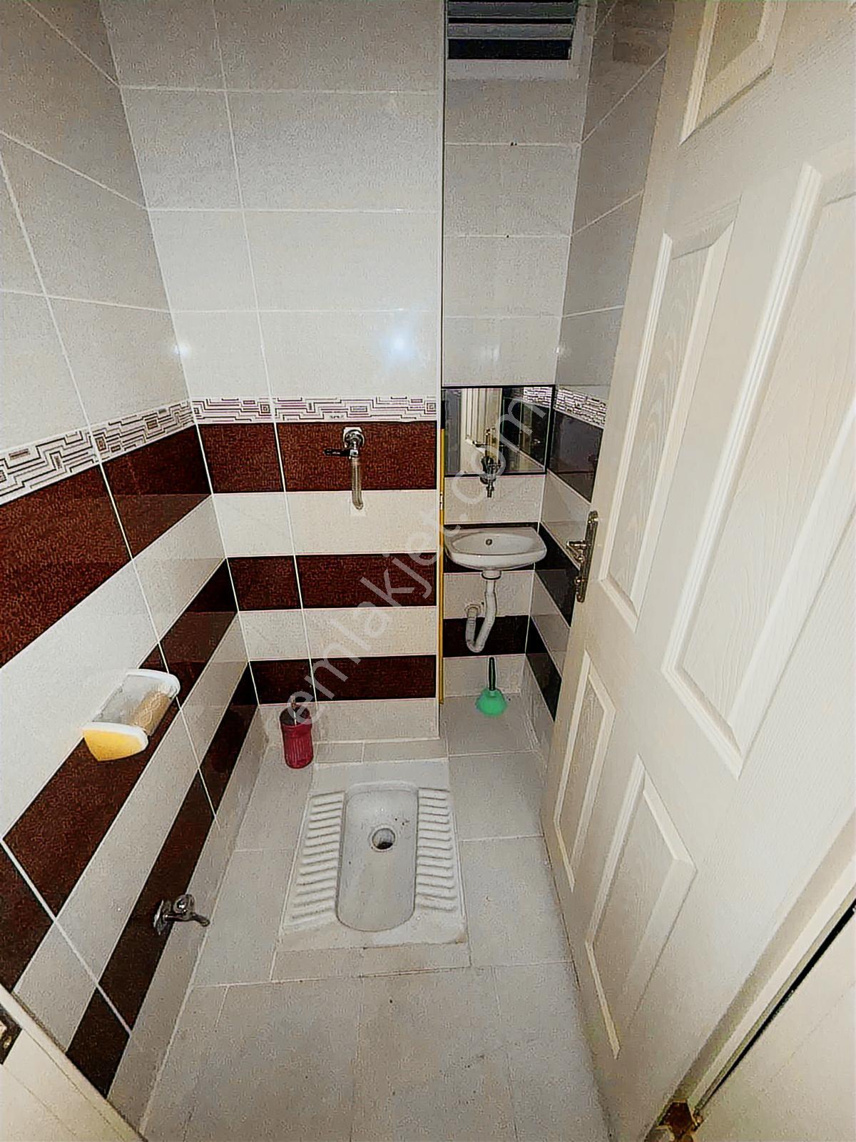 Uyanış Aşıkpaşa Cad Yakını Asansörlü Katta 3+1 Çift Balkon Daire - Görsel 6