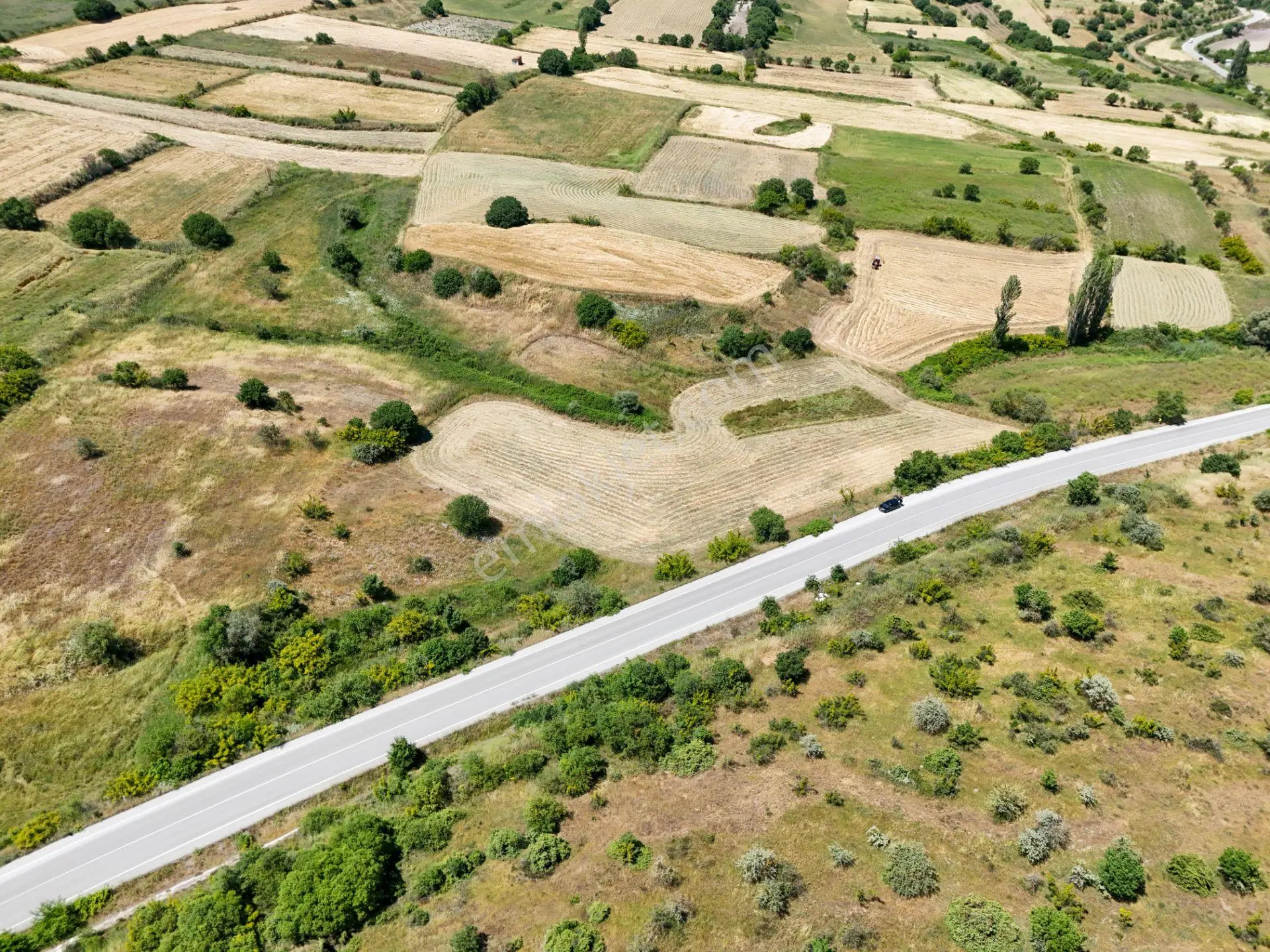Era Söz Den Kepsut Şeremetlerde 11400 M² Satılık Tarla - Görsel 4