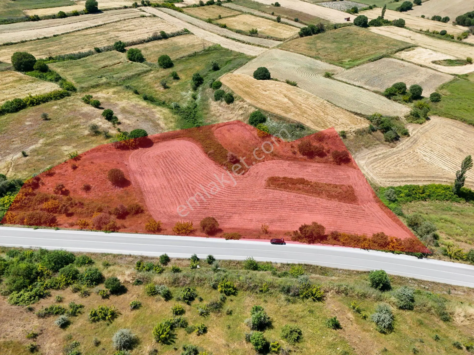 Era Söz Den Kepsut Şeremetlerde 11400 M² Satılık Tarla - Görsel 2
