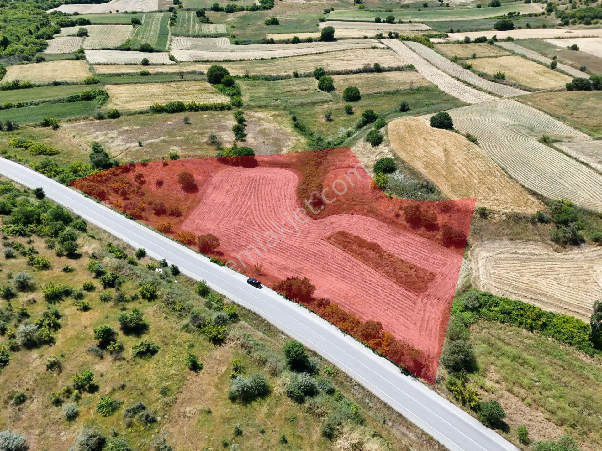 Era Söz Den Kepsut Şeremetlerde 11400 M² Satılık Tarla - Görsel 3