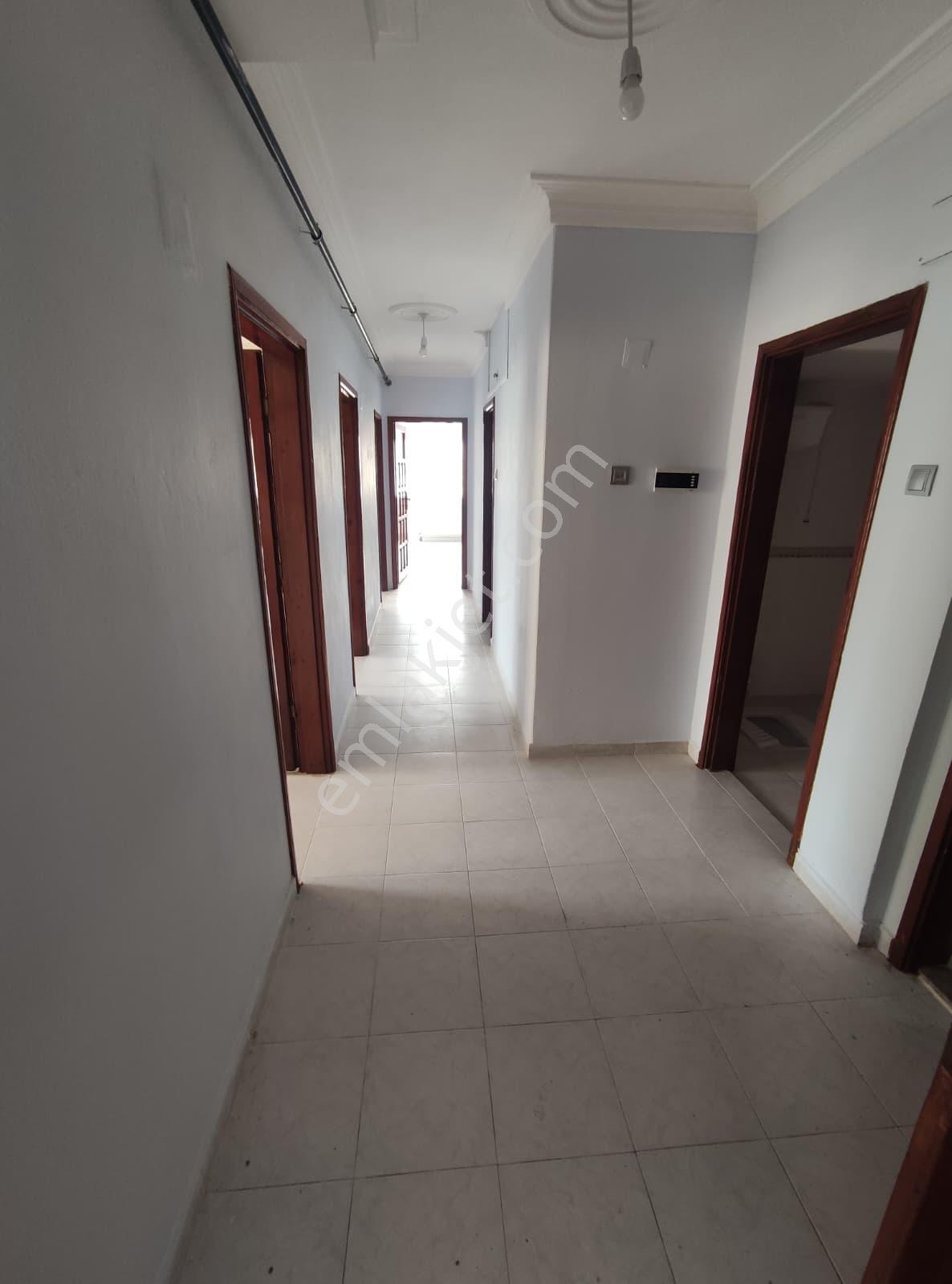 Kozan Gayrimenkulden Göçyolunda Geniş Ve Ferah Daire - Görsel 12