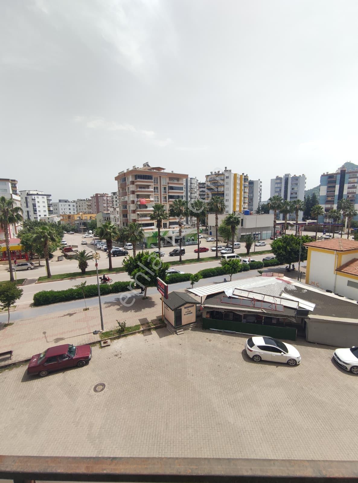 Kozan Gayrimenkulden Göçyolunda Geniş Ve Ferah Daire - Görsel 22