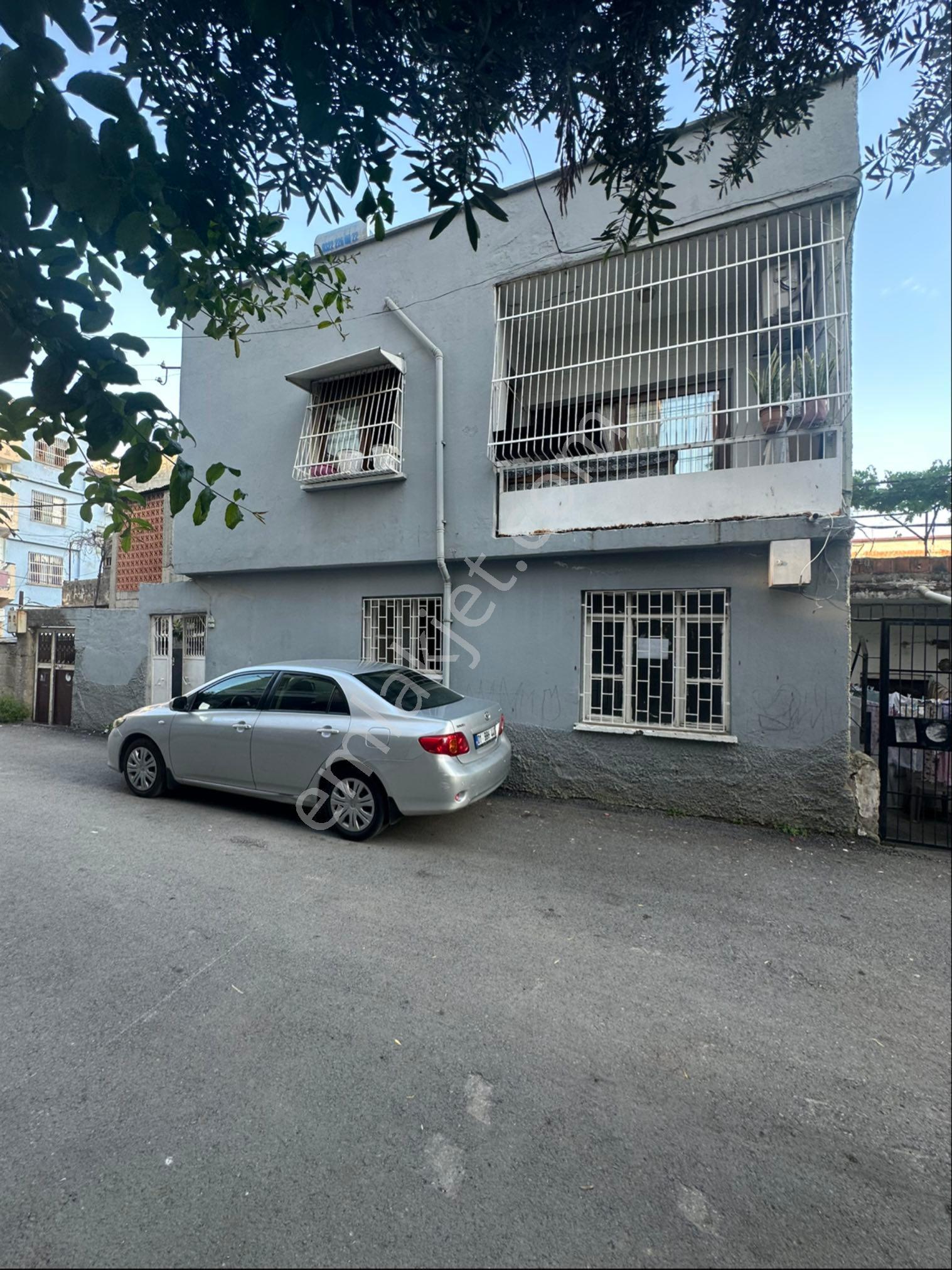 Fatih Mahallesinde 100 M2arsa İçinde 2 Katlı Satılık Müstakil Ev