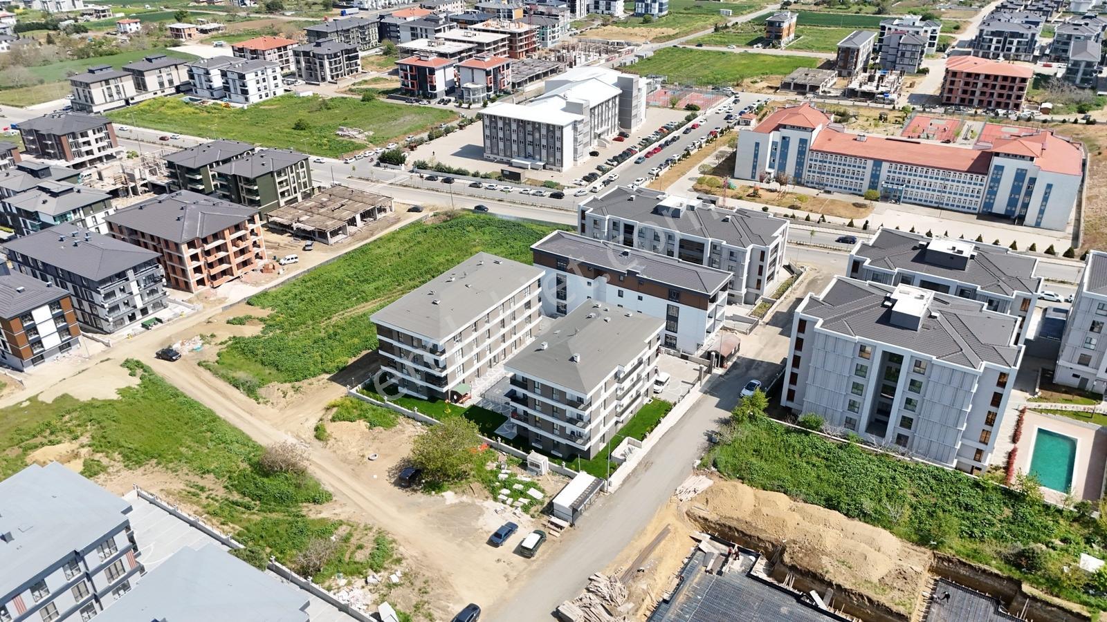 Atatürk Mah Havuzlu Site İçerisinde Satılık Lüx 2+1 Daire - Görsel 8