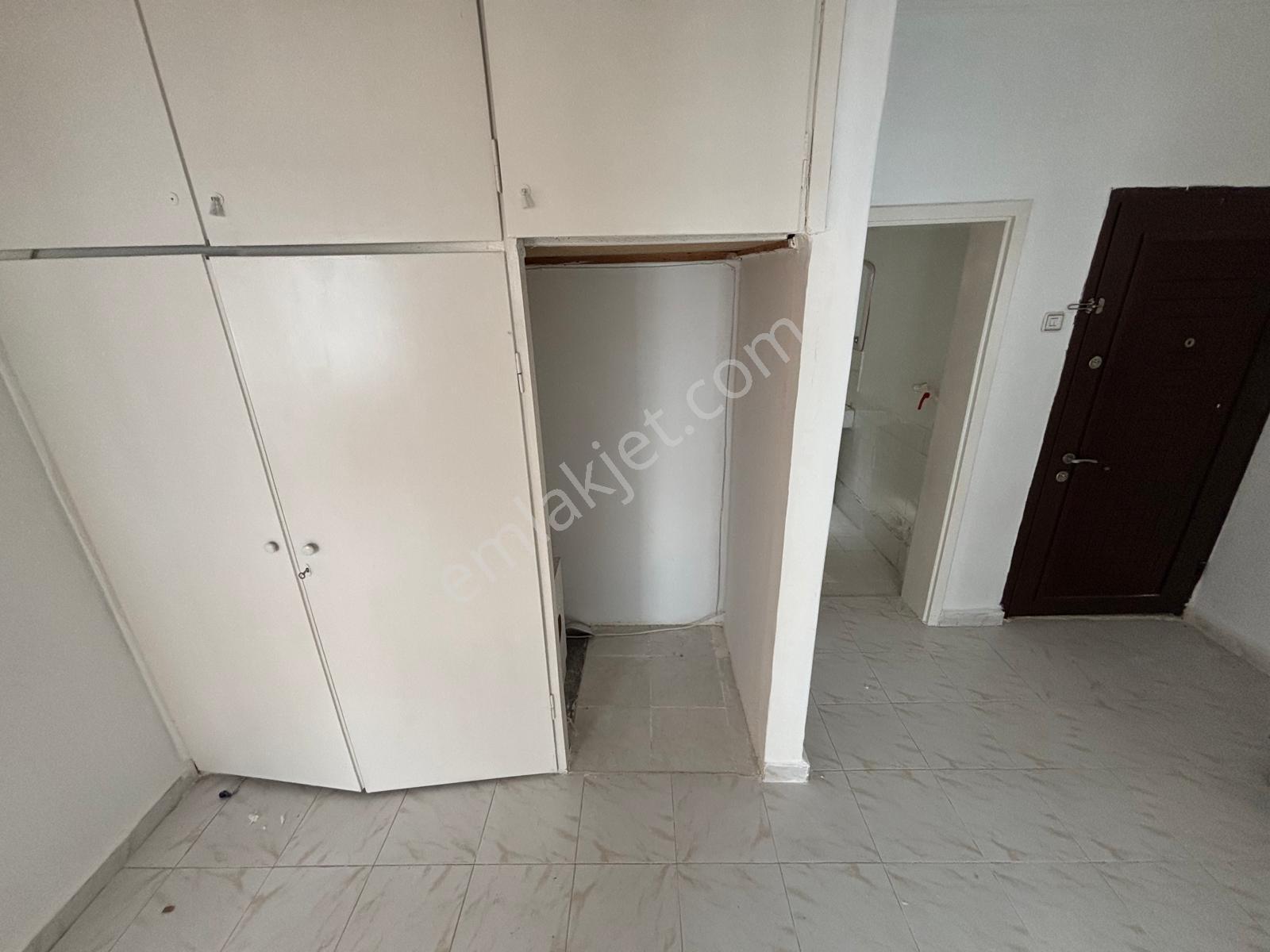 İlk-ev'den Polisevi-çetinemeç Bulvarı Yakını Katta Ön Cephe Park Manzaralı 3+1 Bağımsız Salon Kombi - Görsel 23