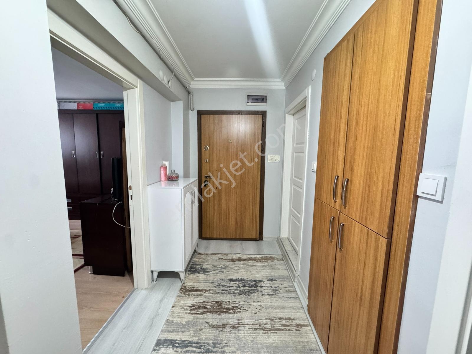 Vip'den Doğu Caddesi Üzeri Giriş Kat Masrafsız Satılık 3+1 Daire - Görsel 6